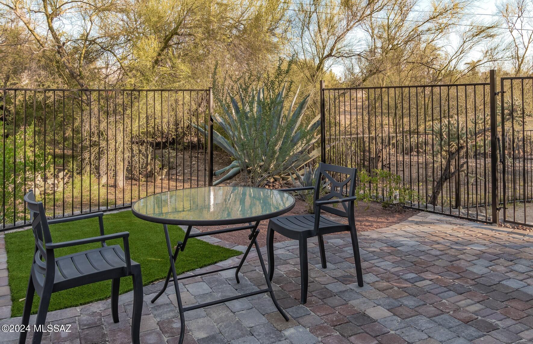 Casas Catalinas - Residential