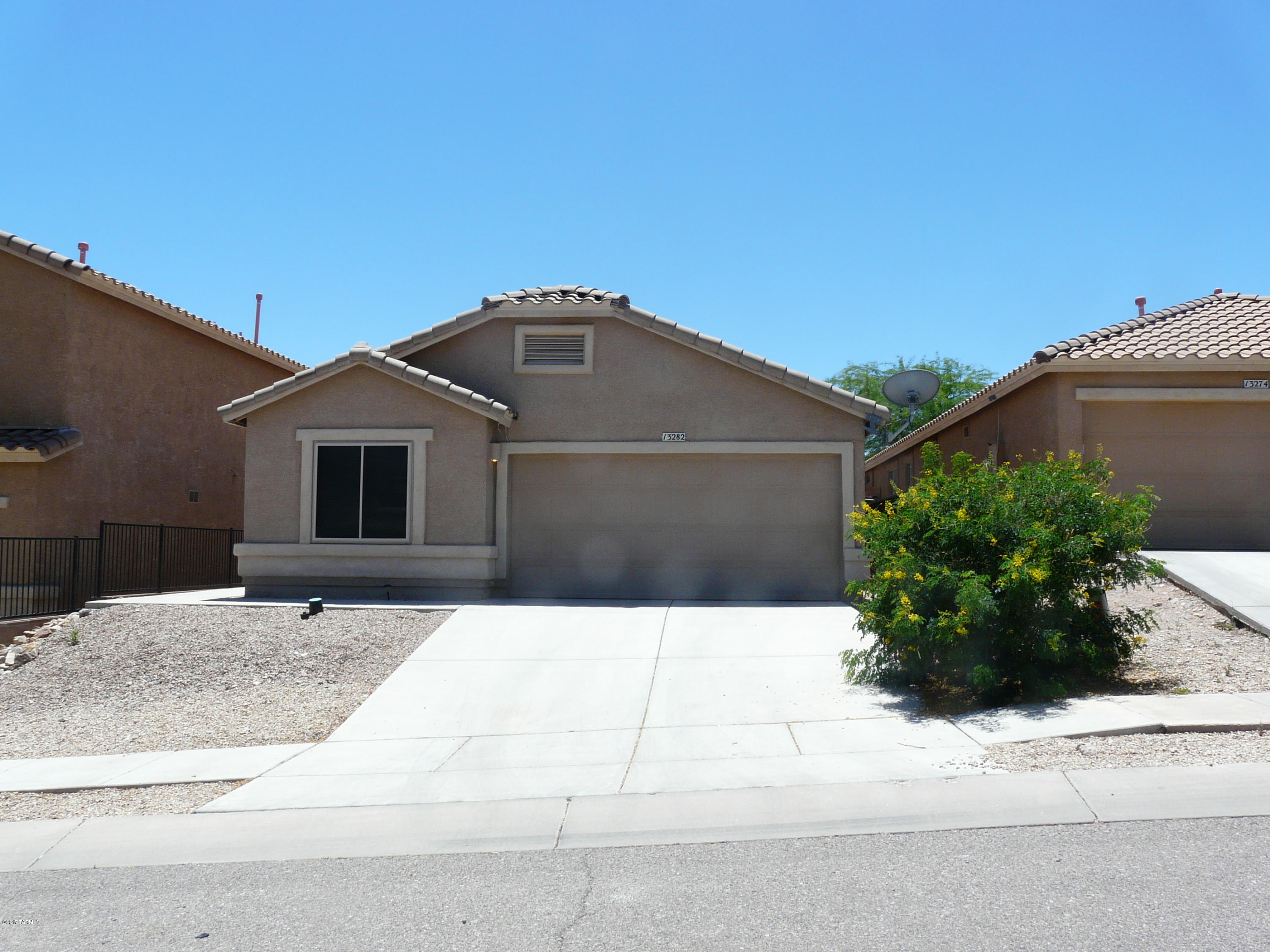 Rancho Del Lago (608-1030) - Residential Lease