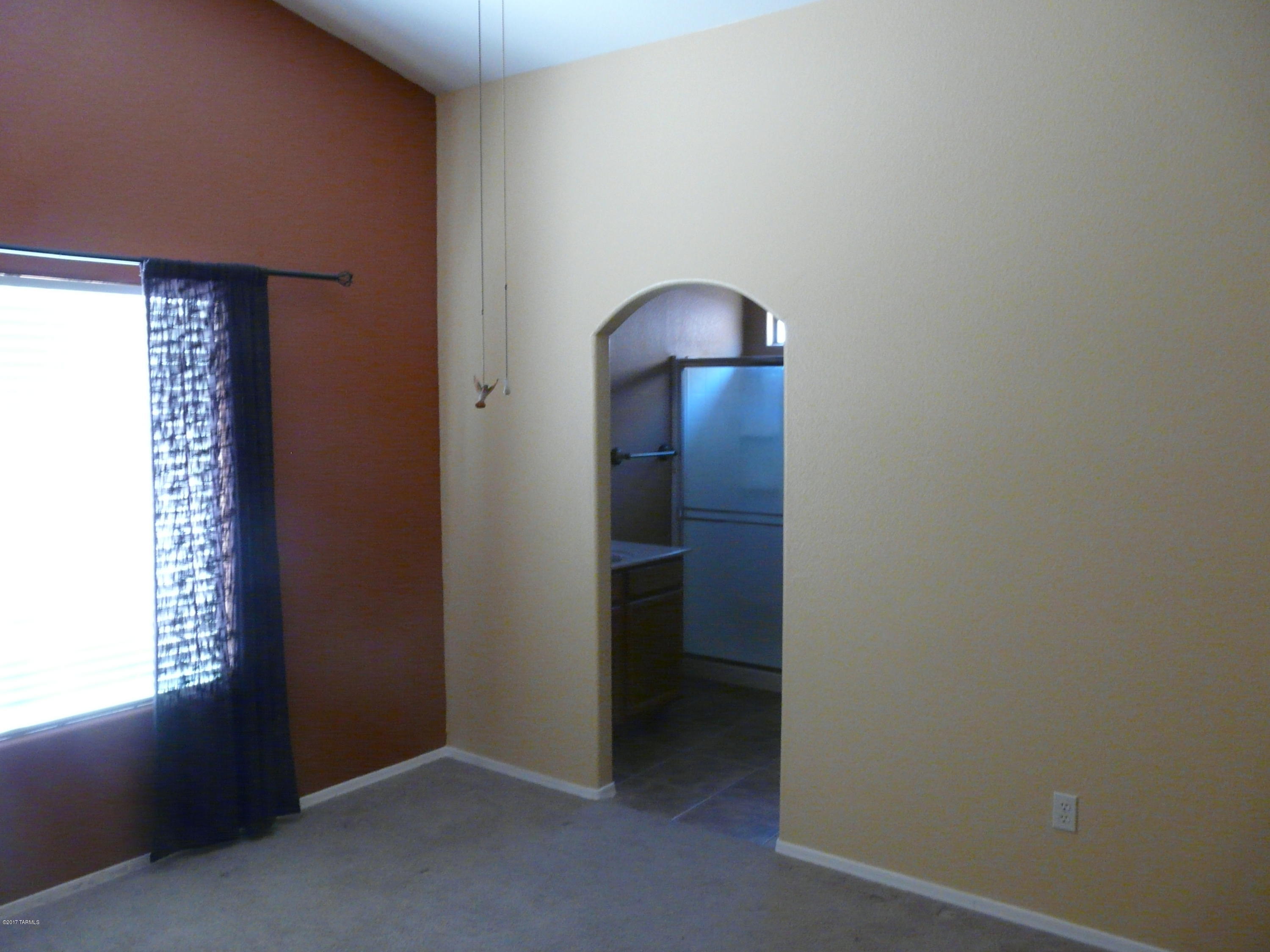 Rancho Del Lago (608-1030) - Residential Lease