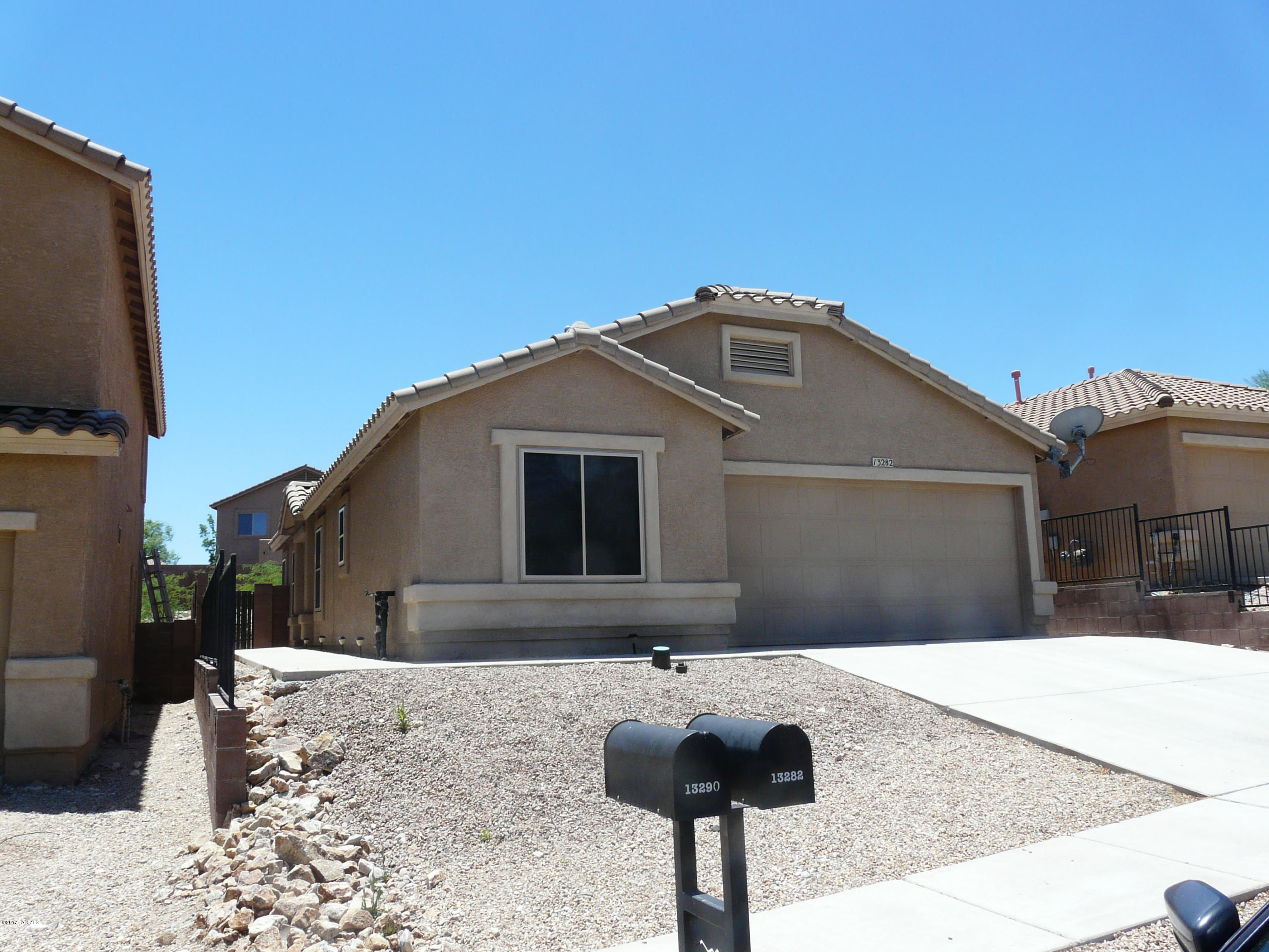 Rancho Del Lago (608-1030) - Residential Lease