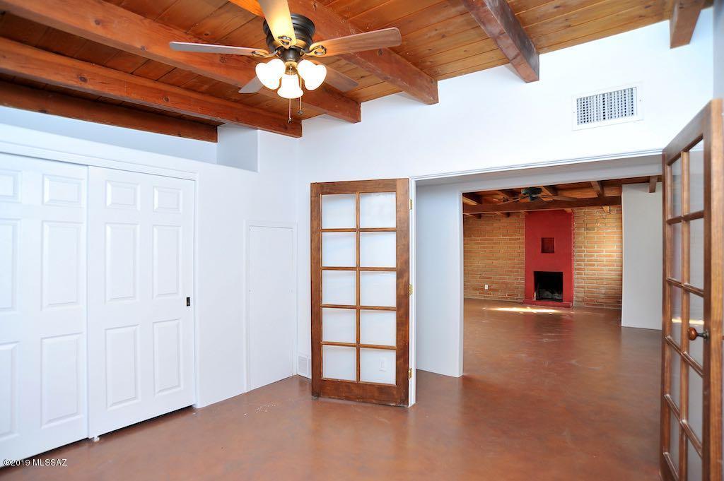 Jefferson Park - Residential Lease