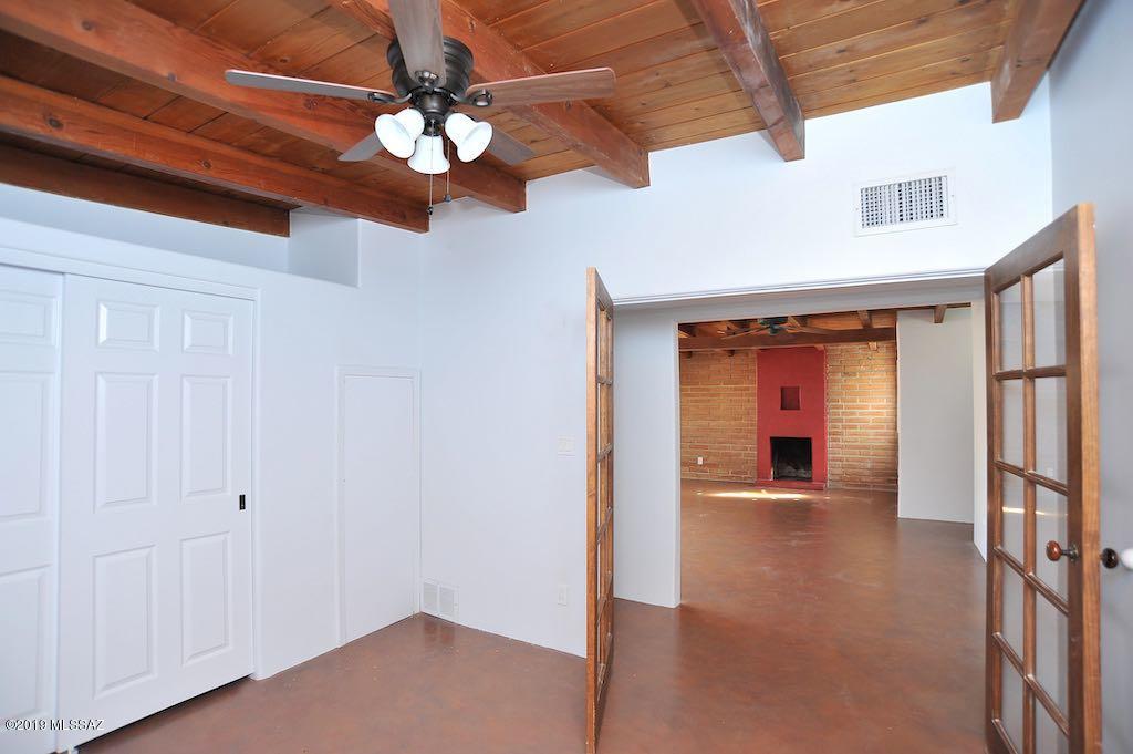 Jefferson Park - Residential Lease