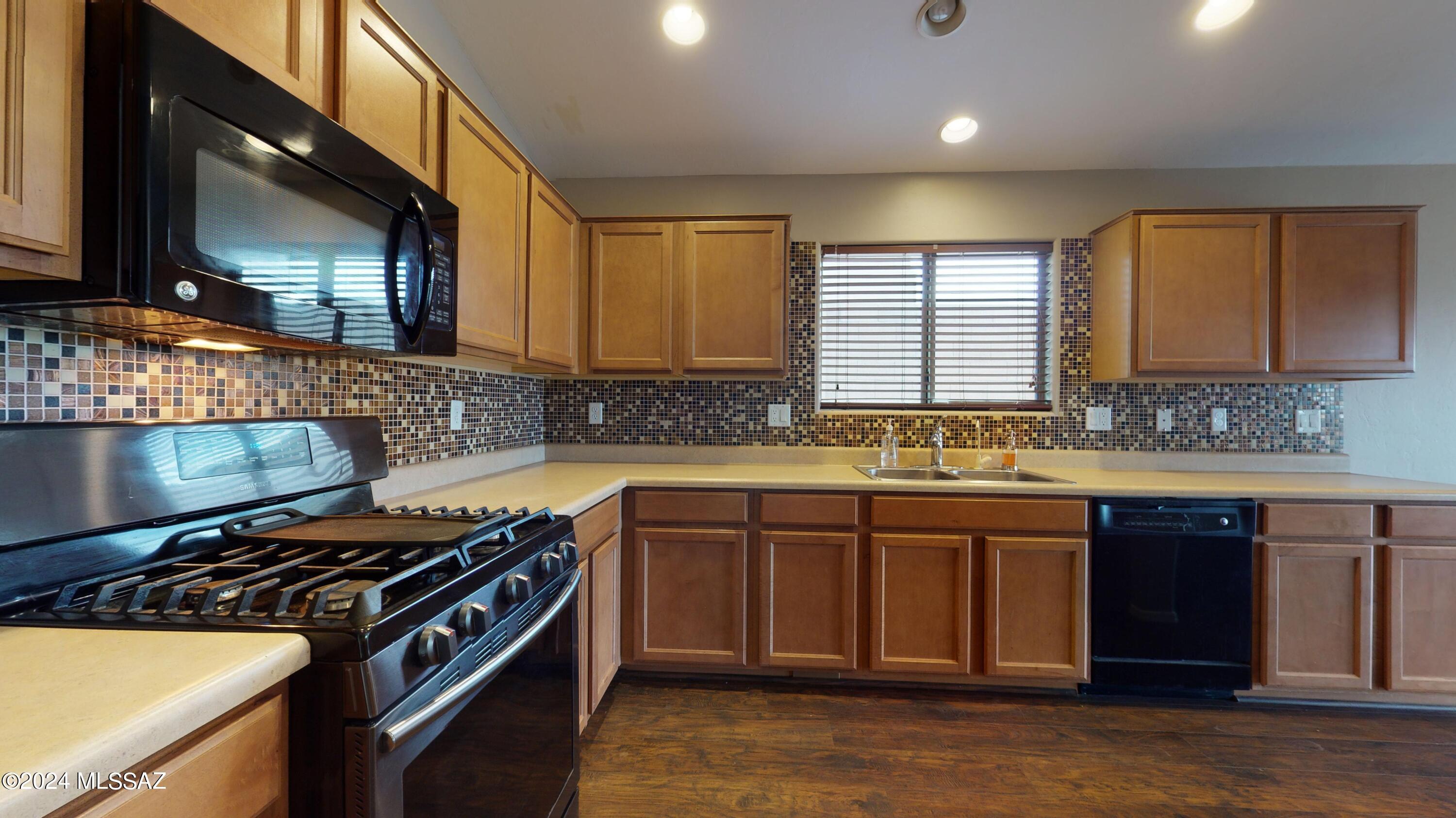 Santa Rita Ranch II (1-301) - Residential Lease