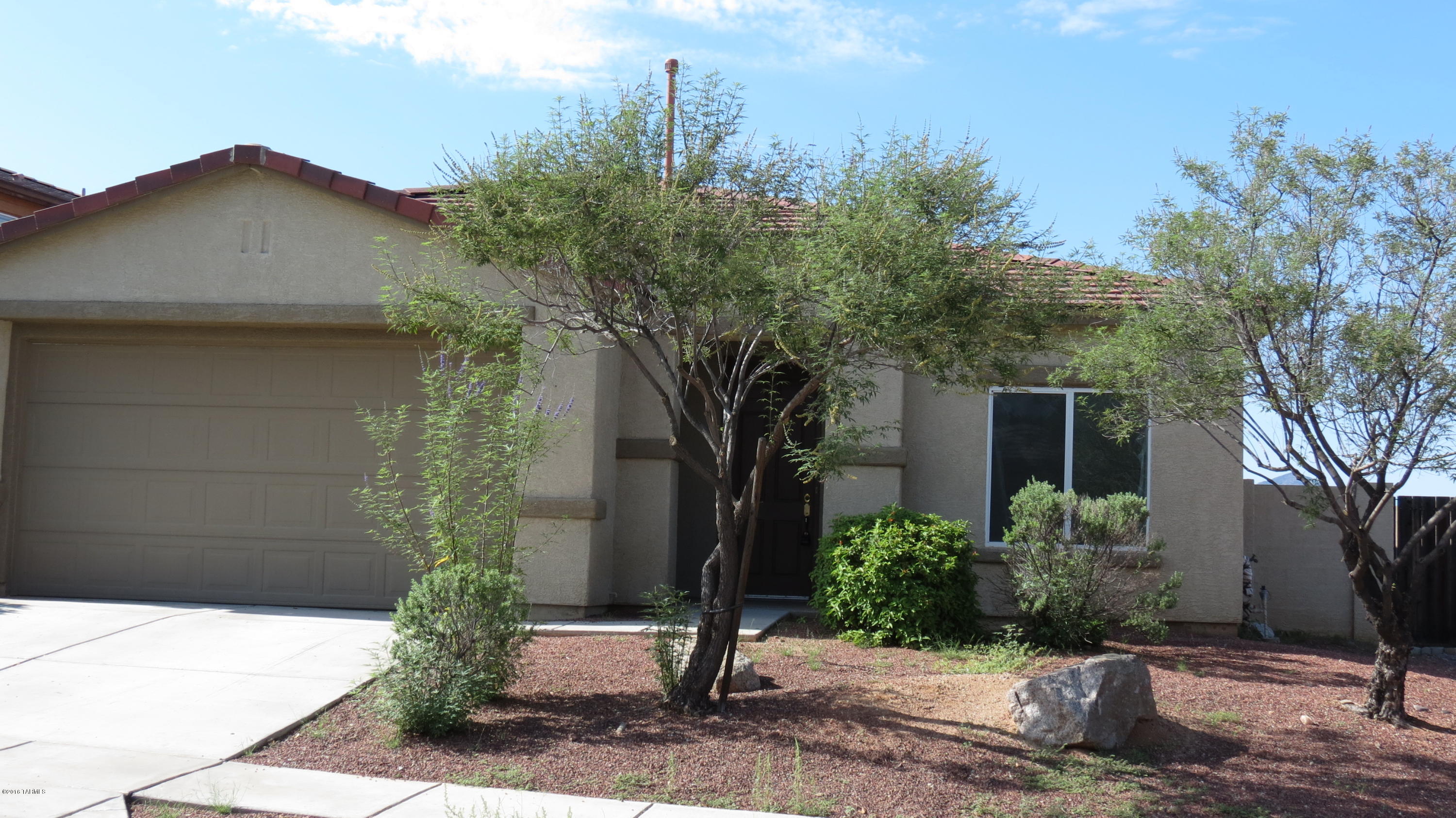 Black Horse (1-411) - Residential Lease