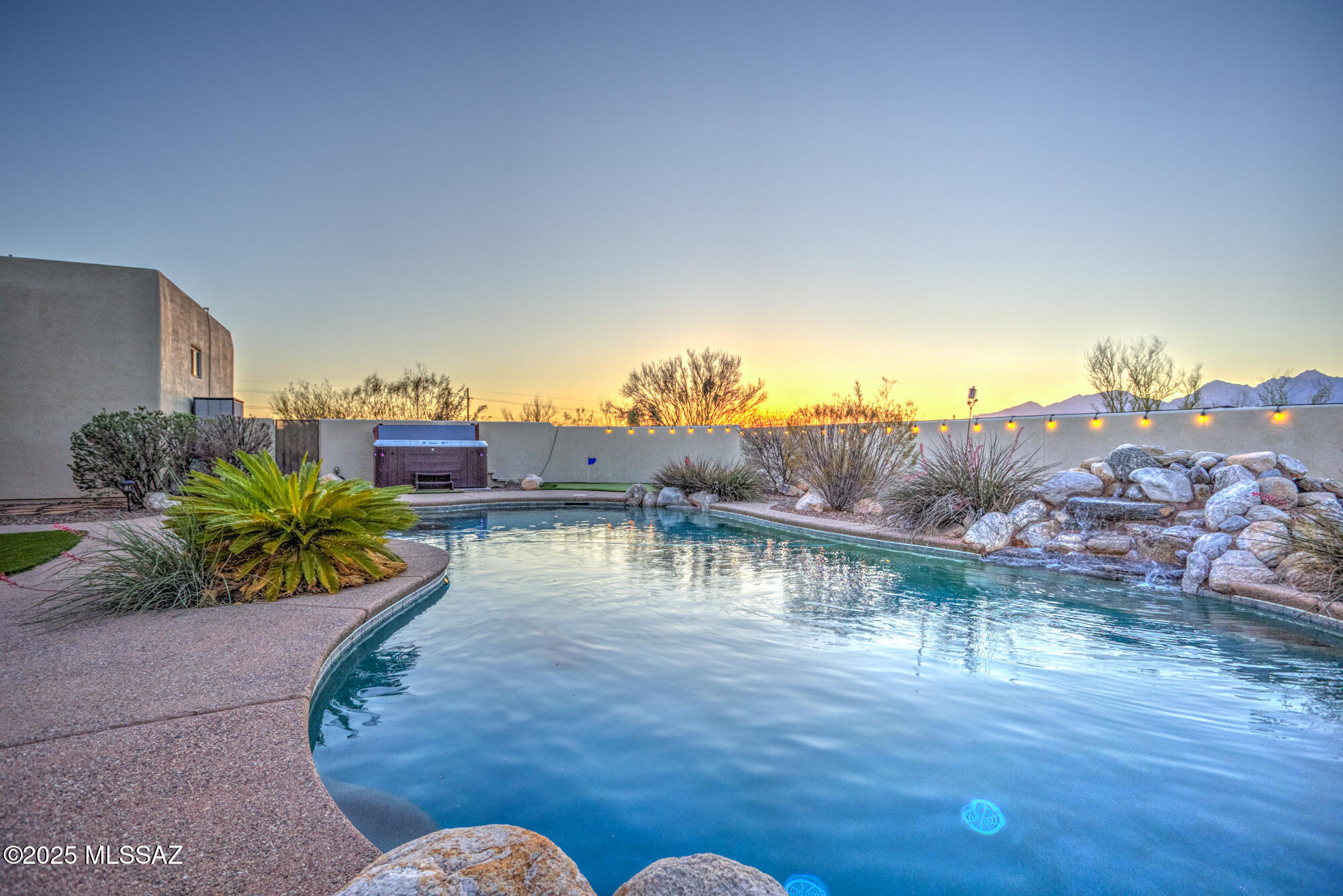 Tanque Verde Ridge Estates (1-12) - Residential
