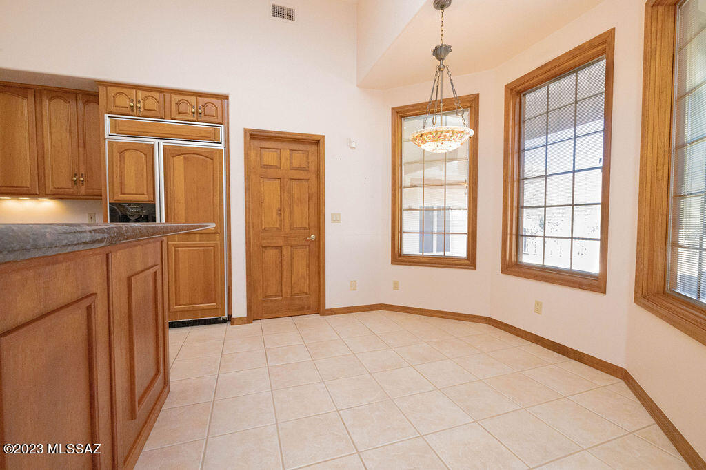 La Bella Vista (1-80) - Residential