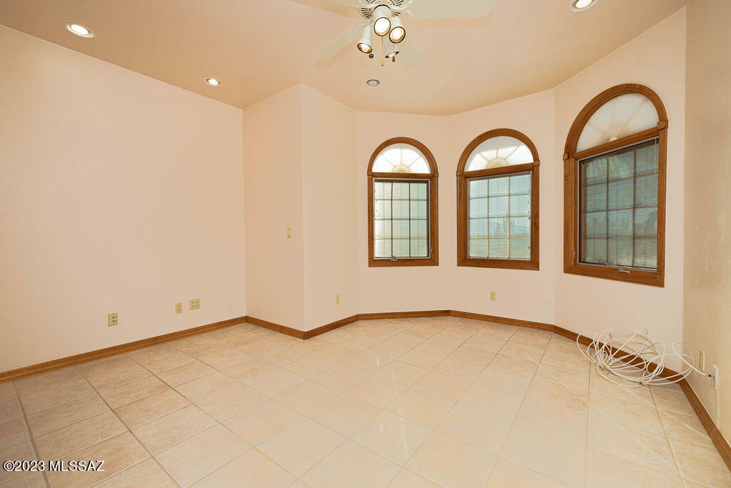 La Bella Vista (1-80) - Residential