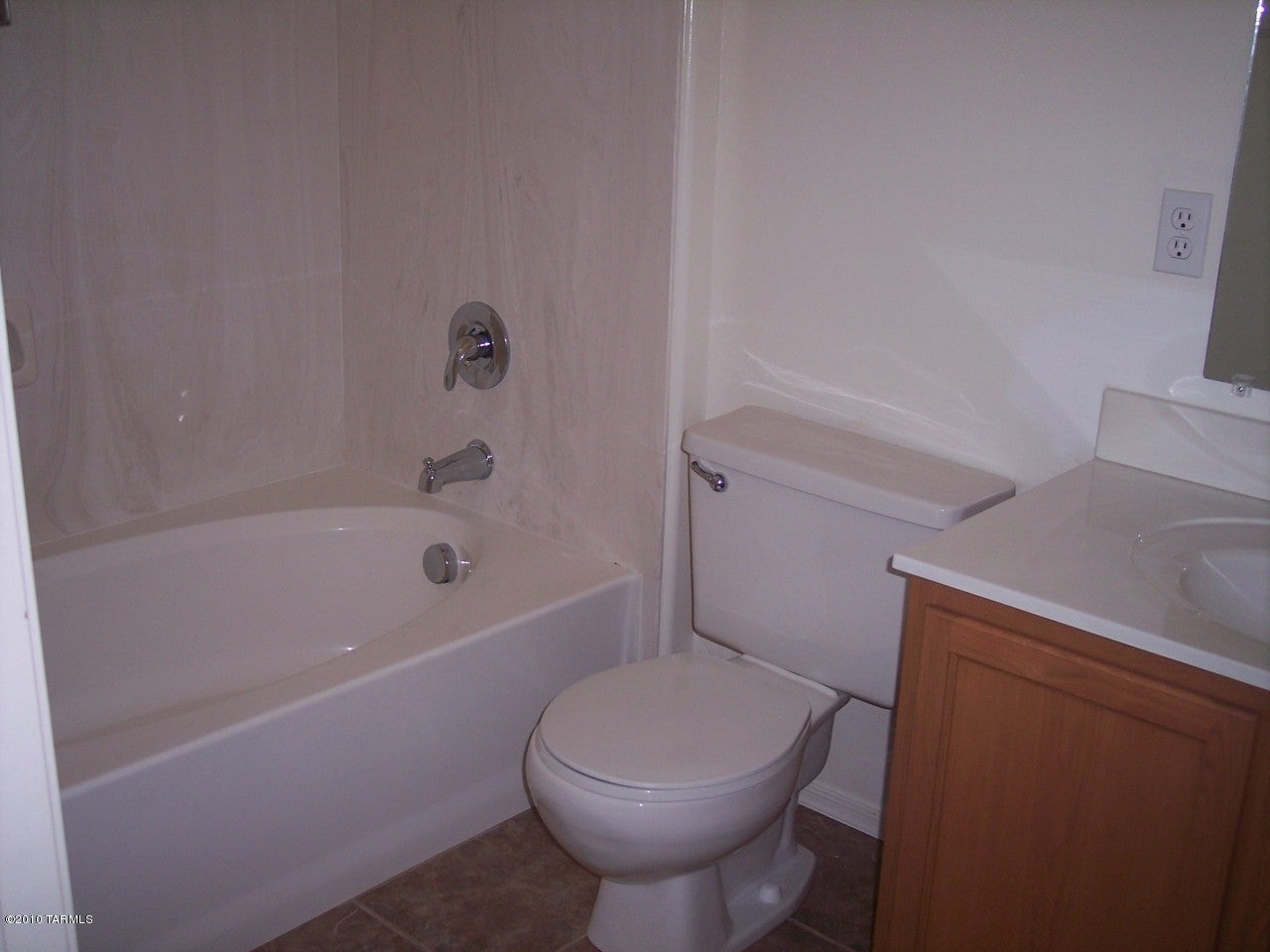 Mountain Manor View - Residential Lease