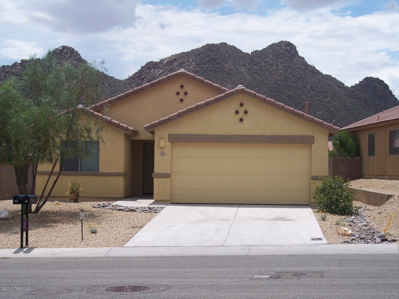 Mountain Manor View - Residential Lease
