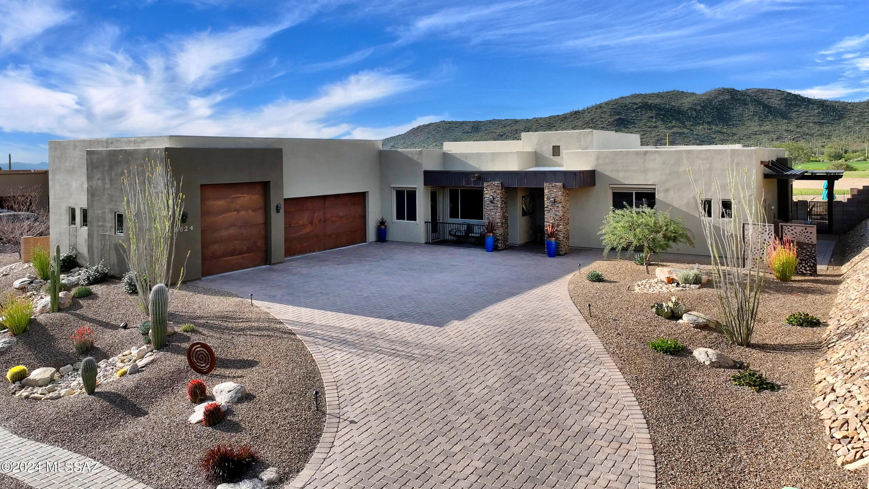 Boulder Bridge Pass At Dove Mountain SQ20132910078 - Residential