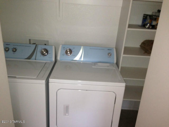 Mountain View Condos. (1-76) - Residential Lease