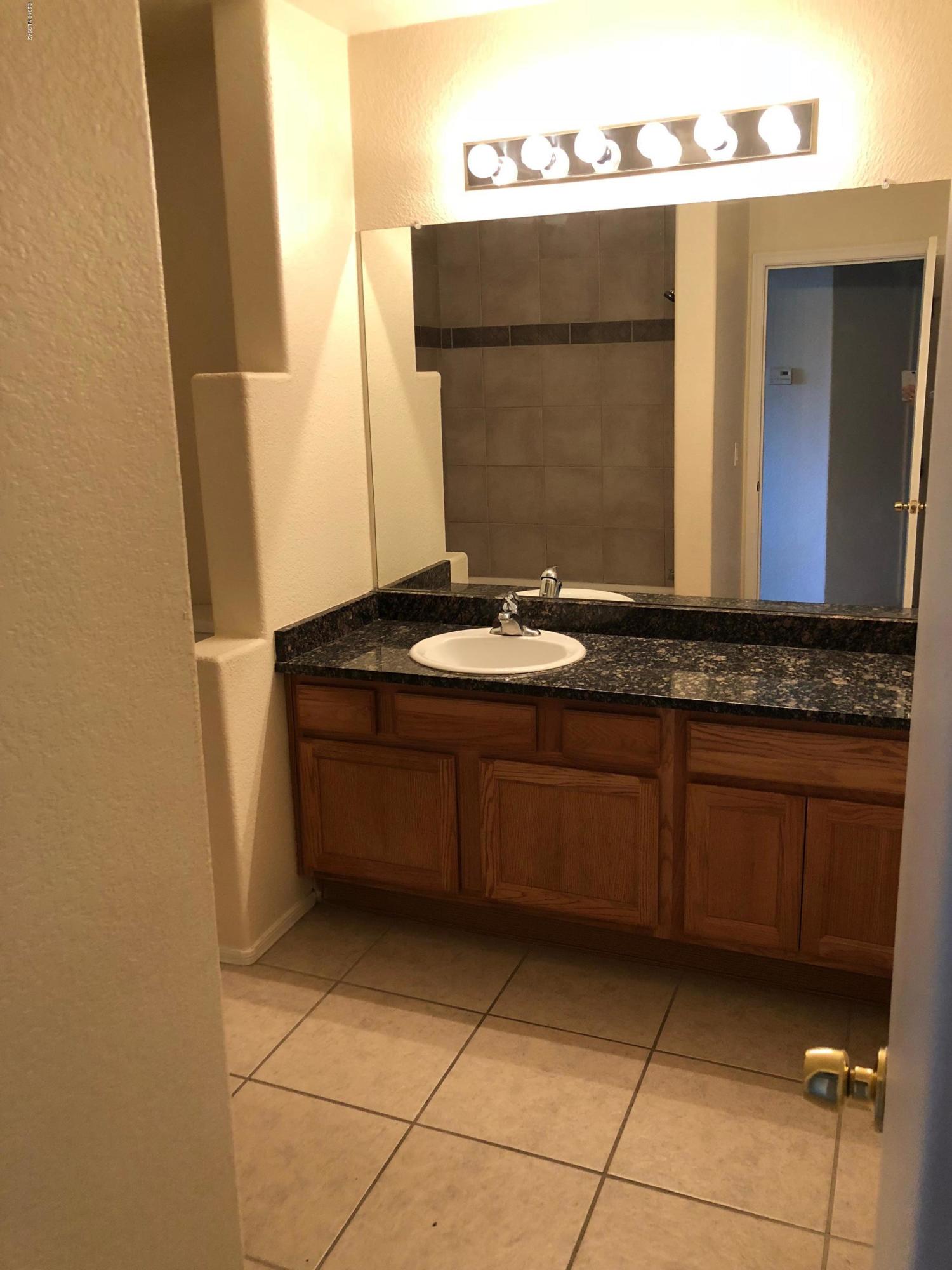 Mountain View Condos. (1-76) - Residential Lease