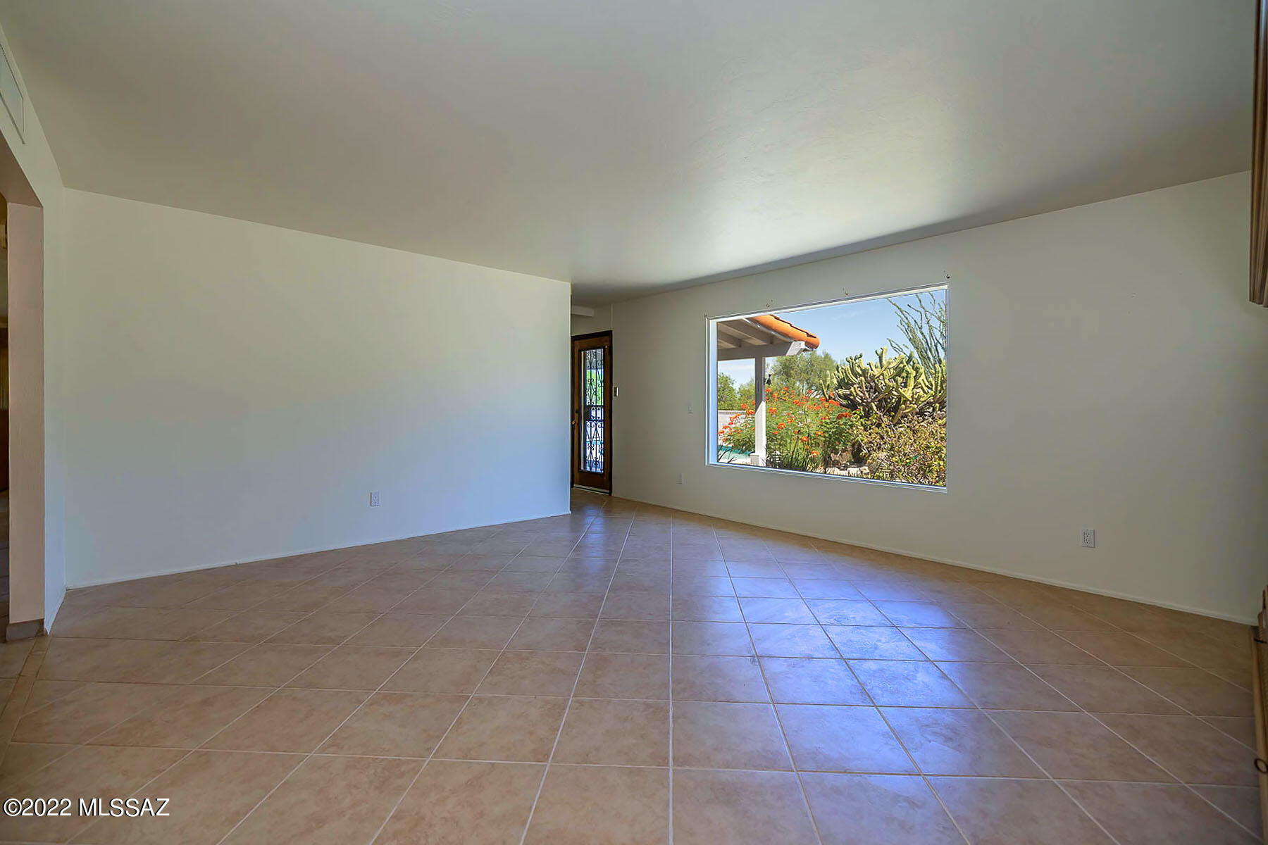 Shadow Roc (81-141) - Residential