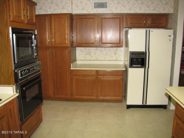 Unsubdivided - Residential Lease