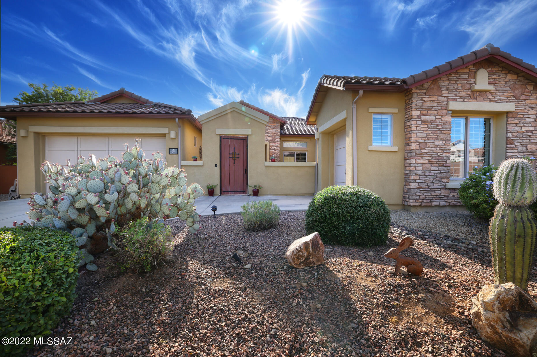 Beautiful, executive home w/3 bdrm. & 1 bdrm. casita in gated Siena community. Open gourmet kitchen w/granite countertops & cherry cabinets featuring all stainless steel appliances w/double oven, gas cooktop, and separate breakfast area. 12' ceilings, bay windows w/ mountain view & fireplace in great room setting. Master suite w/bay window & his/her walk-in closets. Double vanity sinks, separate shower & garden tub. Casita w/separate entrance & bath. Custom wood shutters throughout the home. Relax in the Resort-like backyard w/heated pool & spa, sitting area fire pit, custom bbq & flagstone patio, with an unobstructive view of the Tortolita Mt. and various fruit trees. Front courtyard view of the Catalina Mt. 3 car garage.