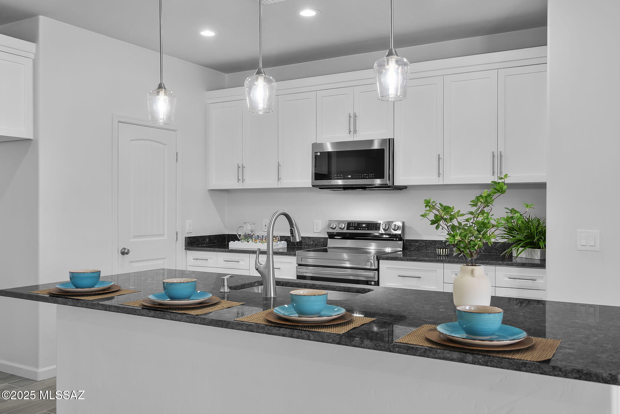 This beautiful new build features 3 bedrooms and 2 bathrooms with a split floor plan and open layout designed for modern living. Enjoy 9ft ceilings that create a bright, spacious feel throughout. The kitchen comes equipped with stainless steel appliances, while the large laundry room offers convenience and extra storage. The master suite includes a double vanity for added comfort. Located in a quiet area, this home combine style, function, and tranquility.