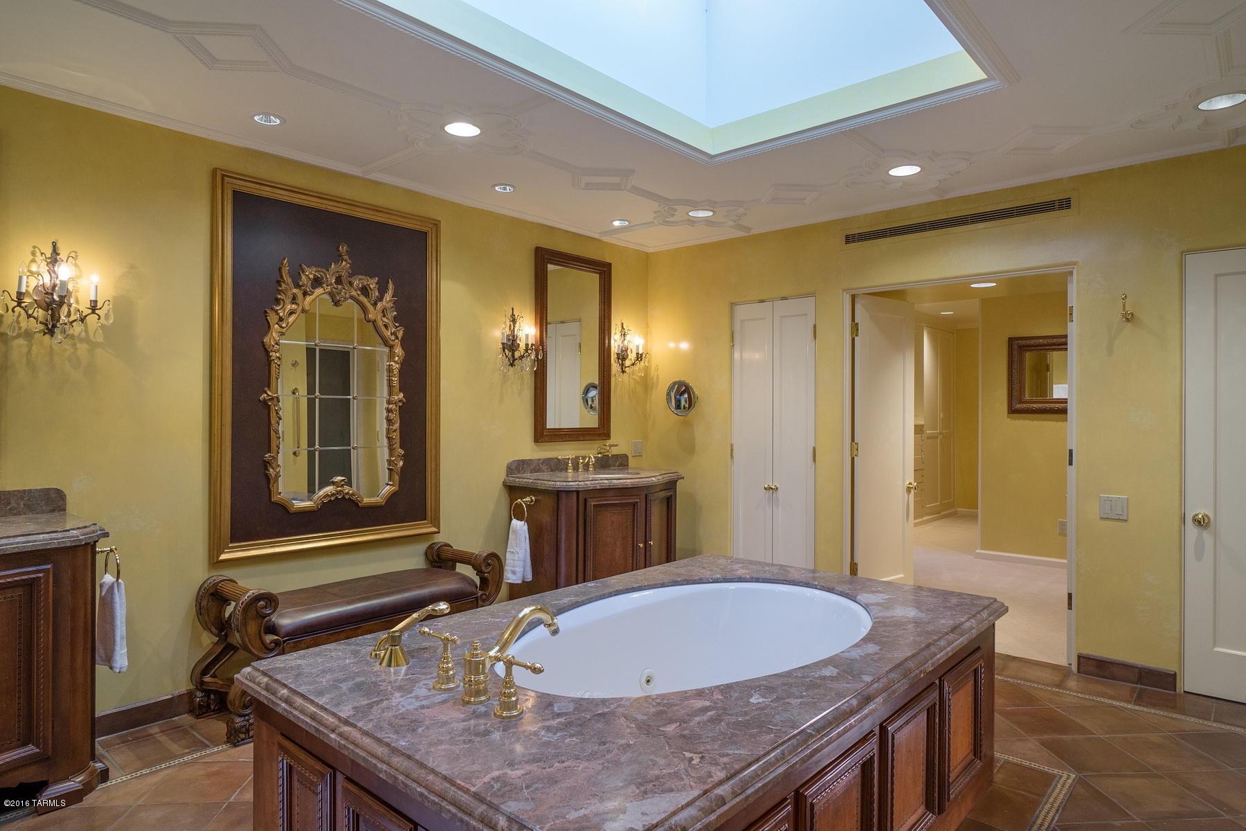 Country Club Estates NO. 1 - Residential