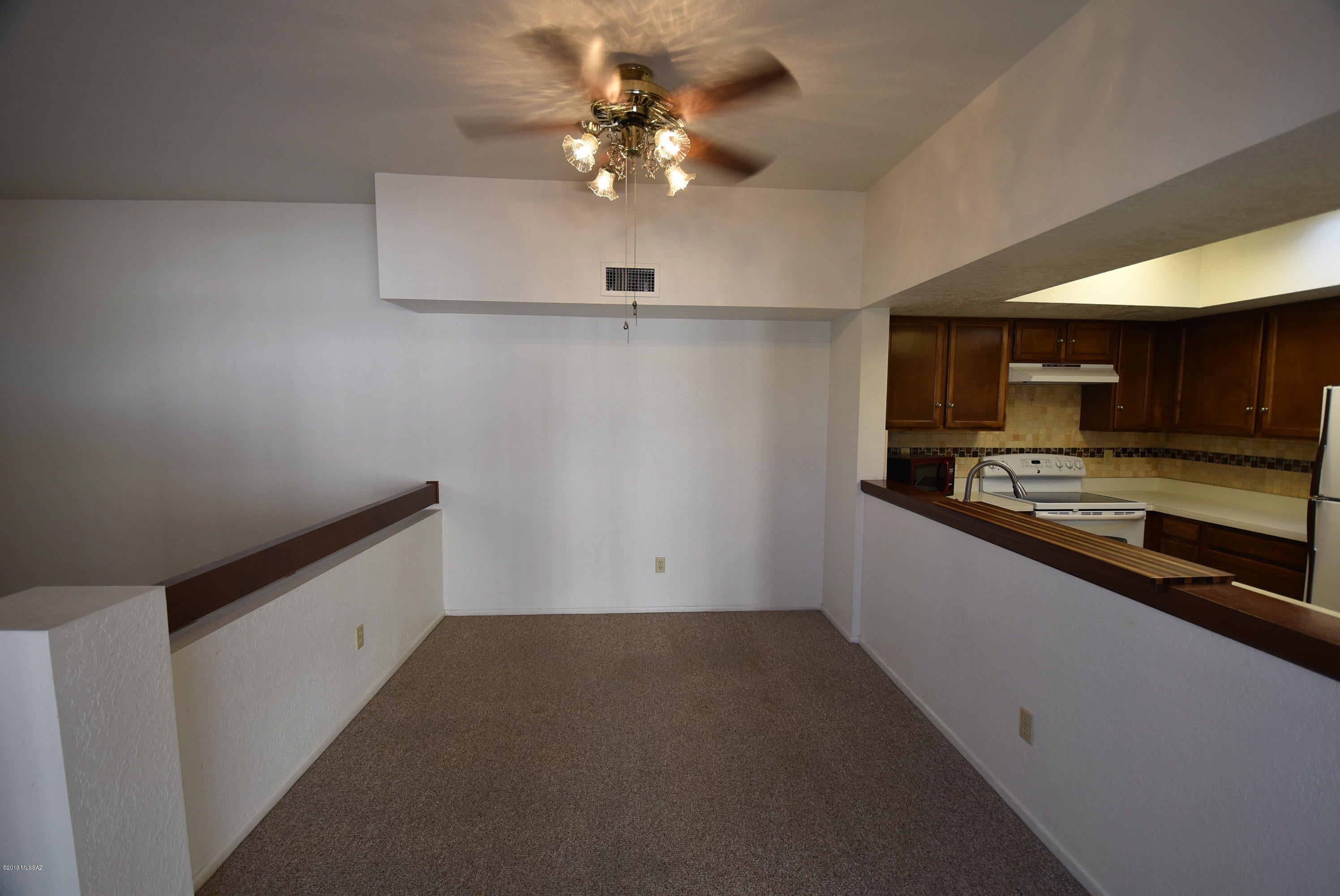 Lazy Creek 1 Amended (1-83) - Residential Lease