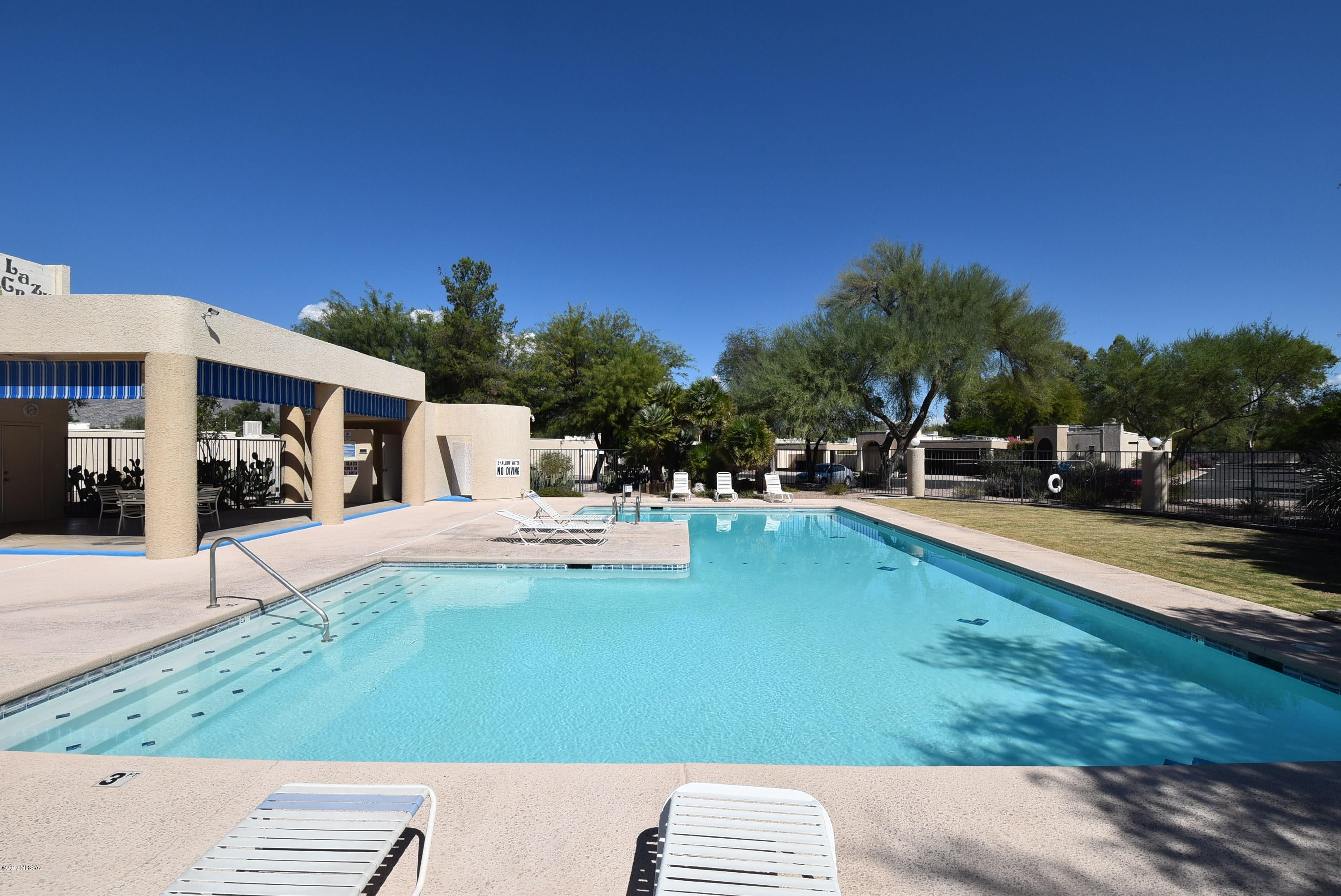 Lazy Creek 1 Amended (1-83) - Residential Lease