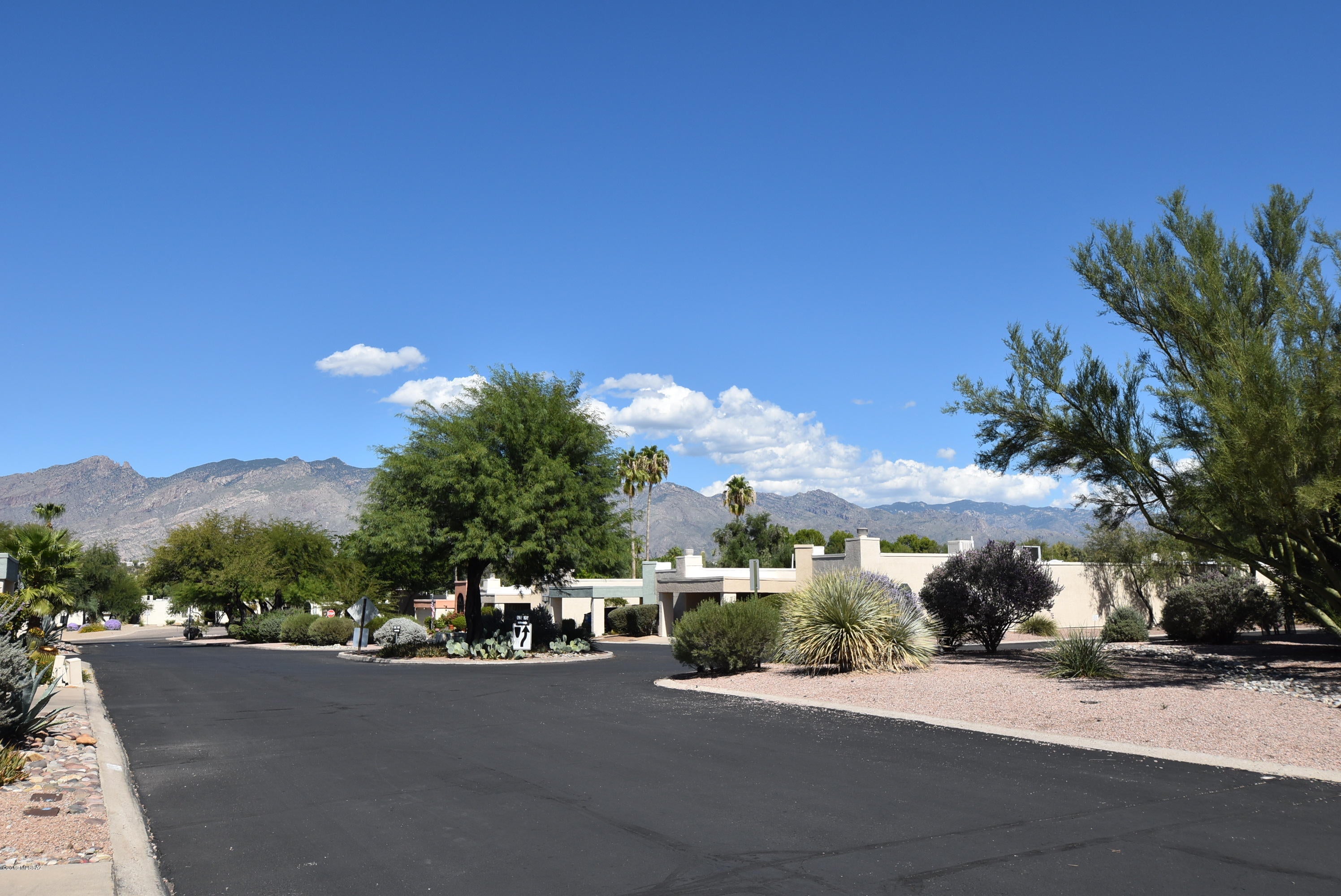 Lazy Creek 1 Amended (1-83) - Residential Lease