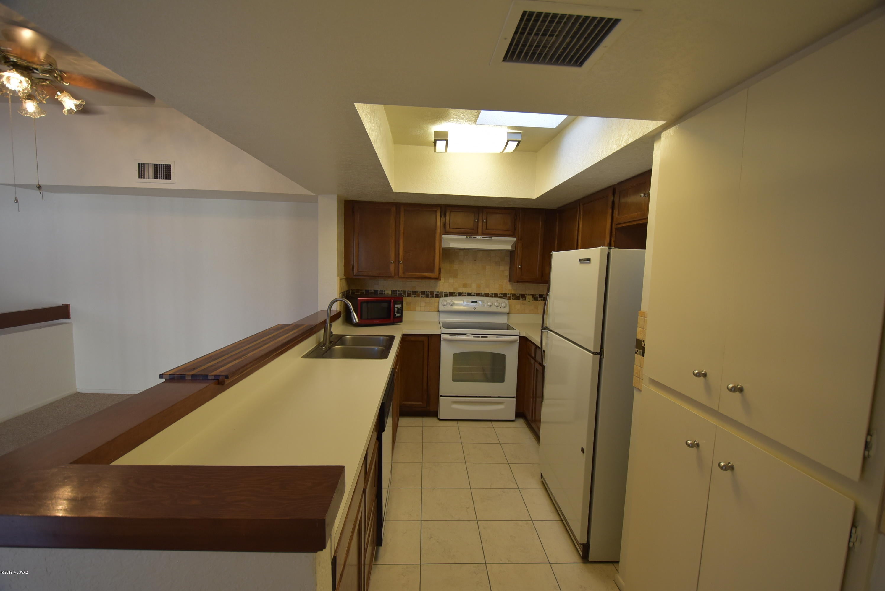 Lazy Creek 1 Amended (1-83) - Residential Lease