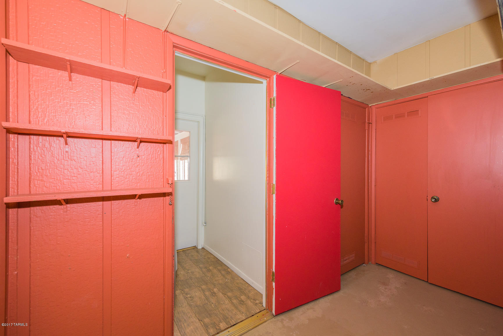 Colonia Verde (13-17) - Residential