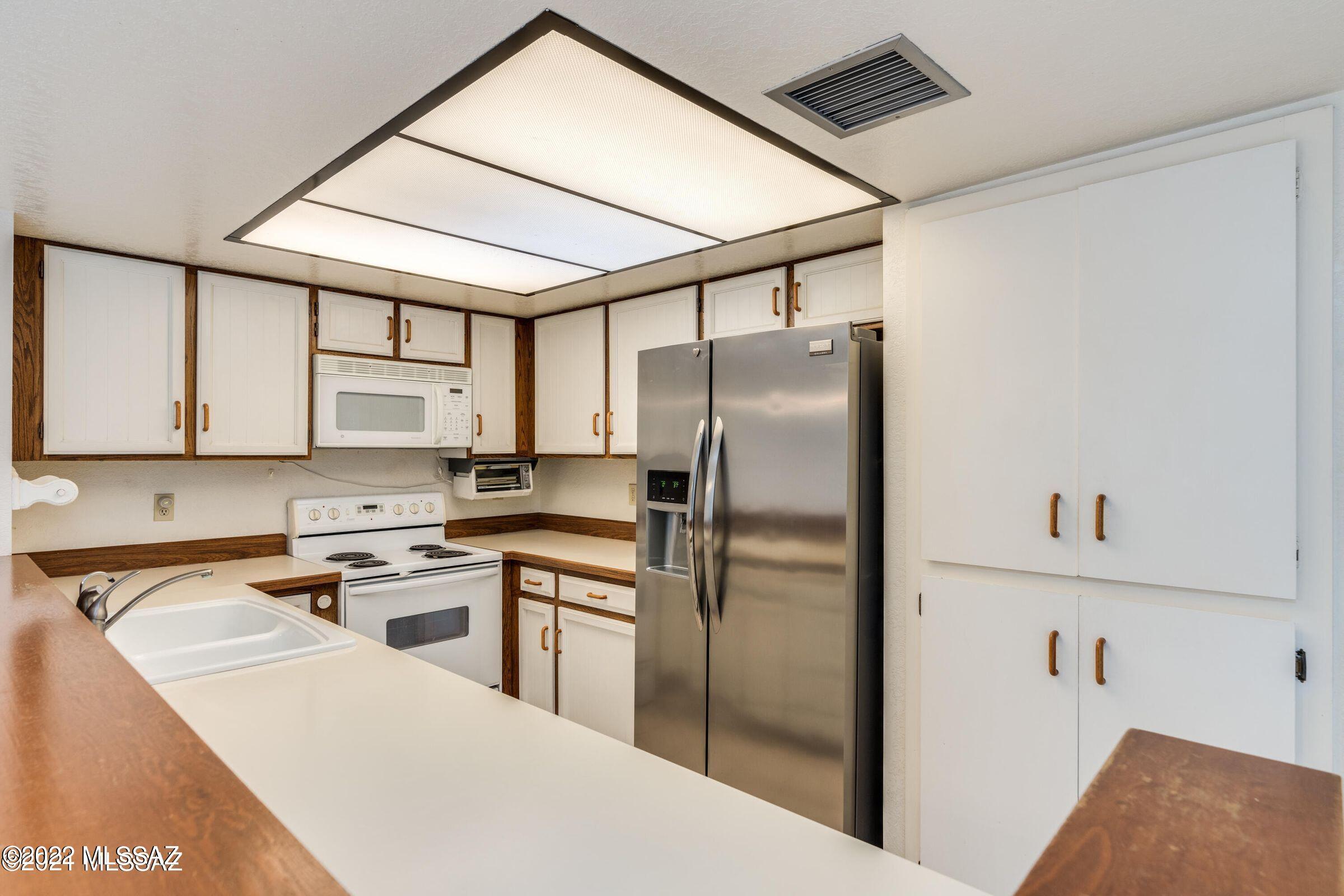 Lazy Creek II (1-85) - Residential Lease