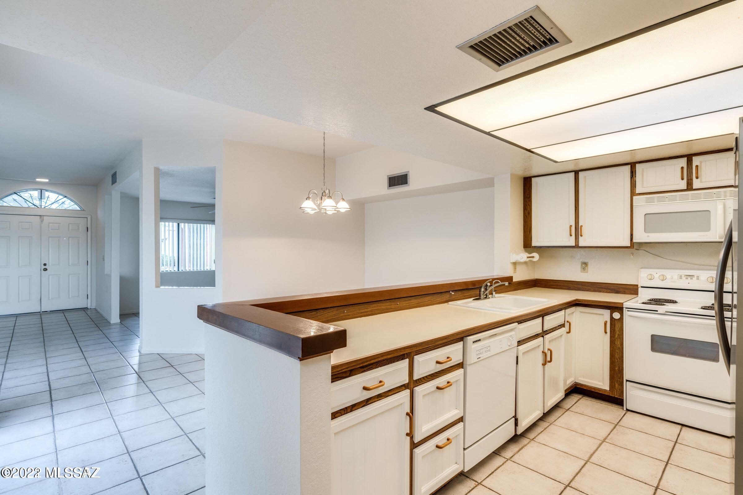 Lazy Creek II (1-85) - Residential Lease