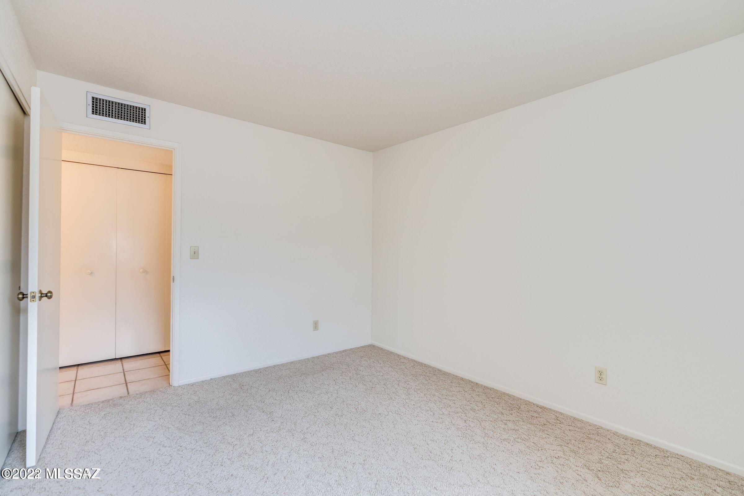 Lazy Creek II (1-85) - Residential Lease