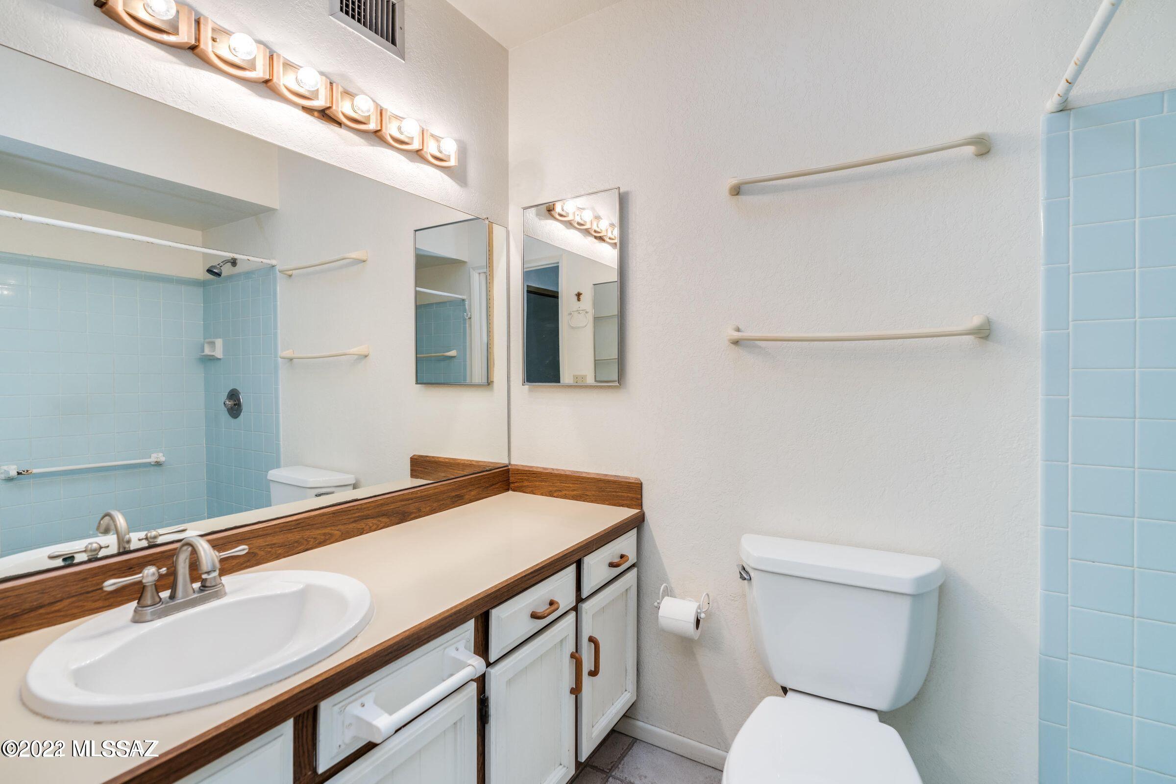 Lazy Creek II (1-85) - Residential Lease