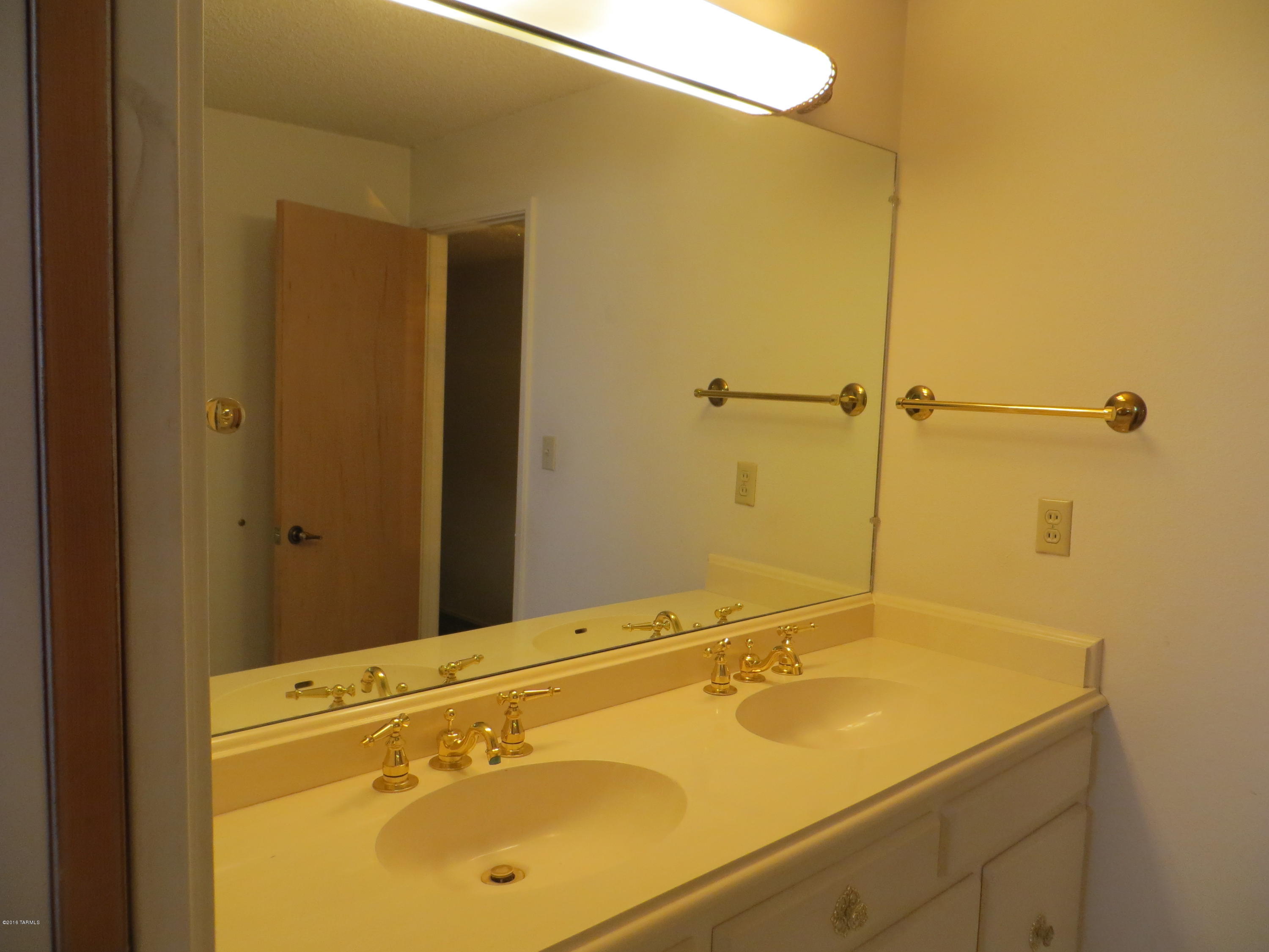 Woodland Hills - Residential