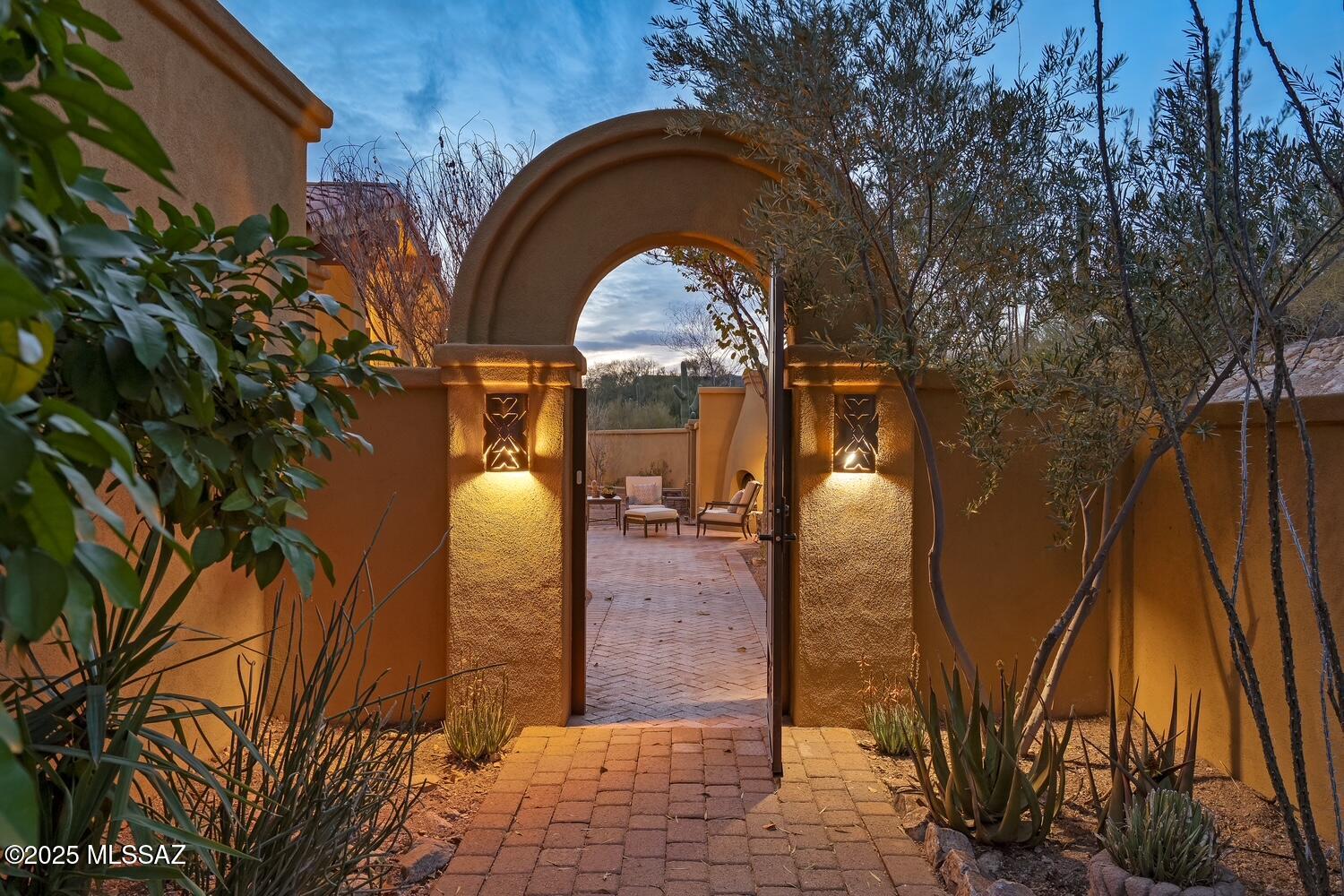 Catalina Foothills Est. NO. 10 (73-90, 119, 121, 123, 127-146) - Residential