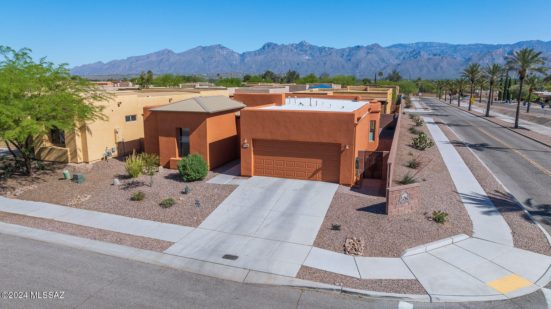 The Schoolyard SQ20152590529 - Residential