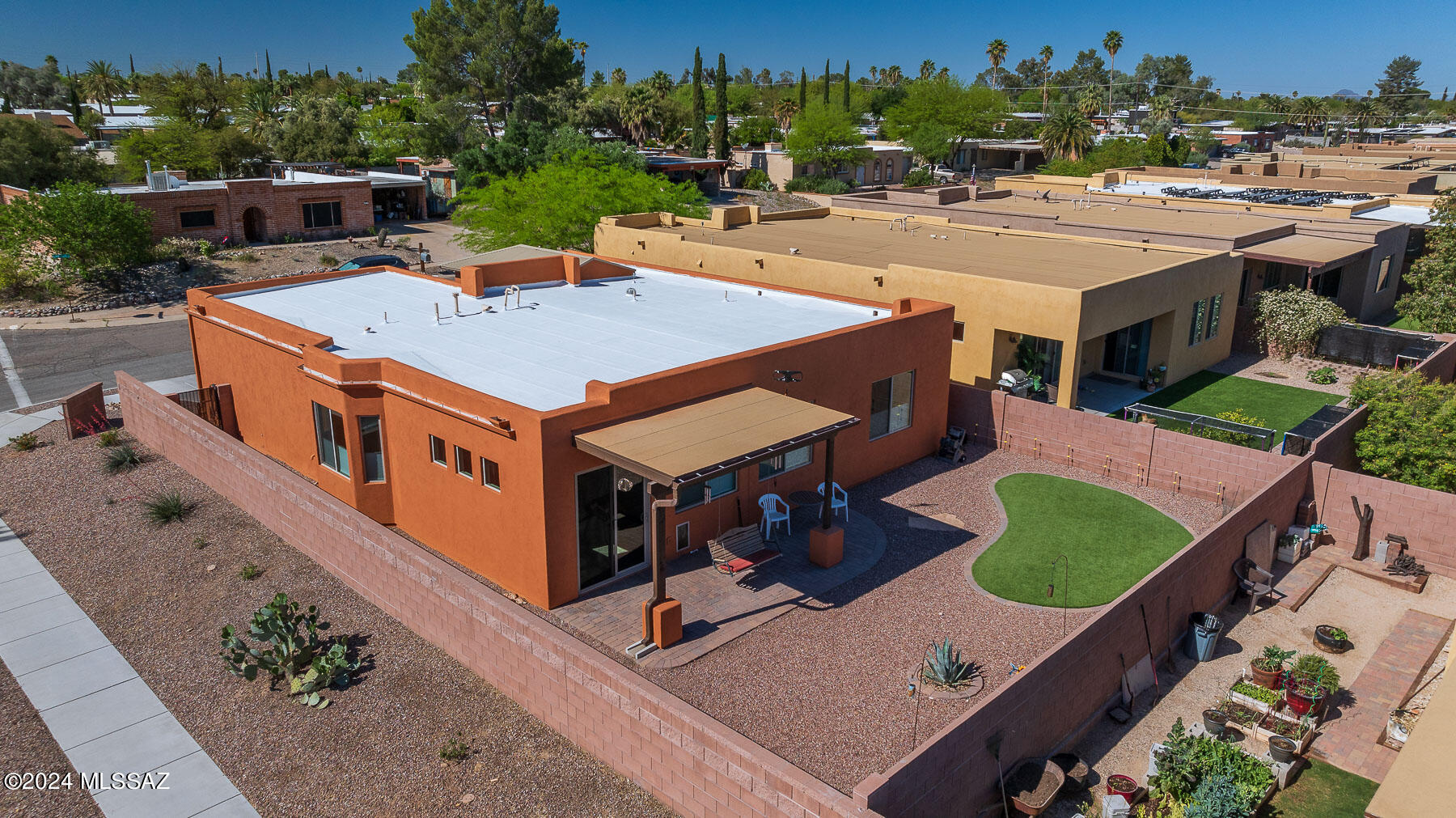 The Schoolyard SQ20152590529 - Residential