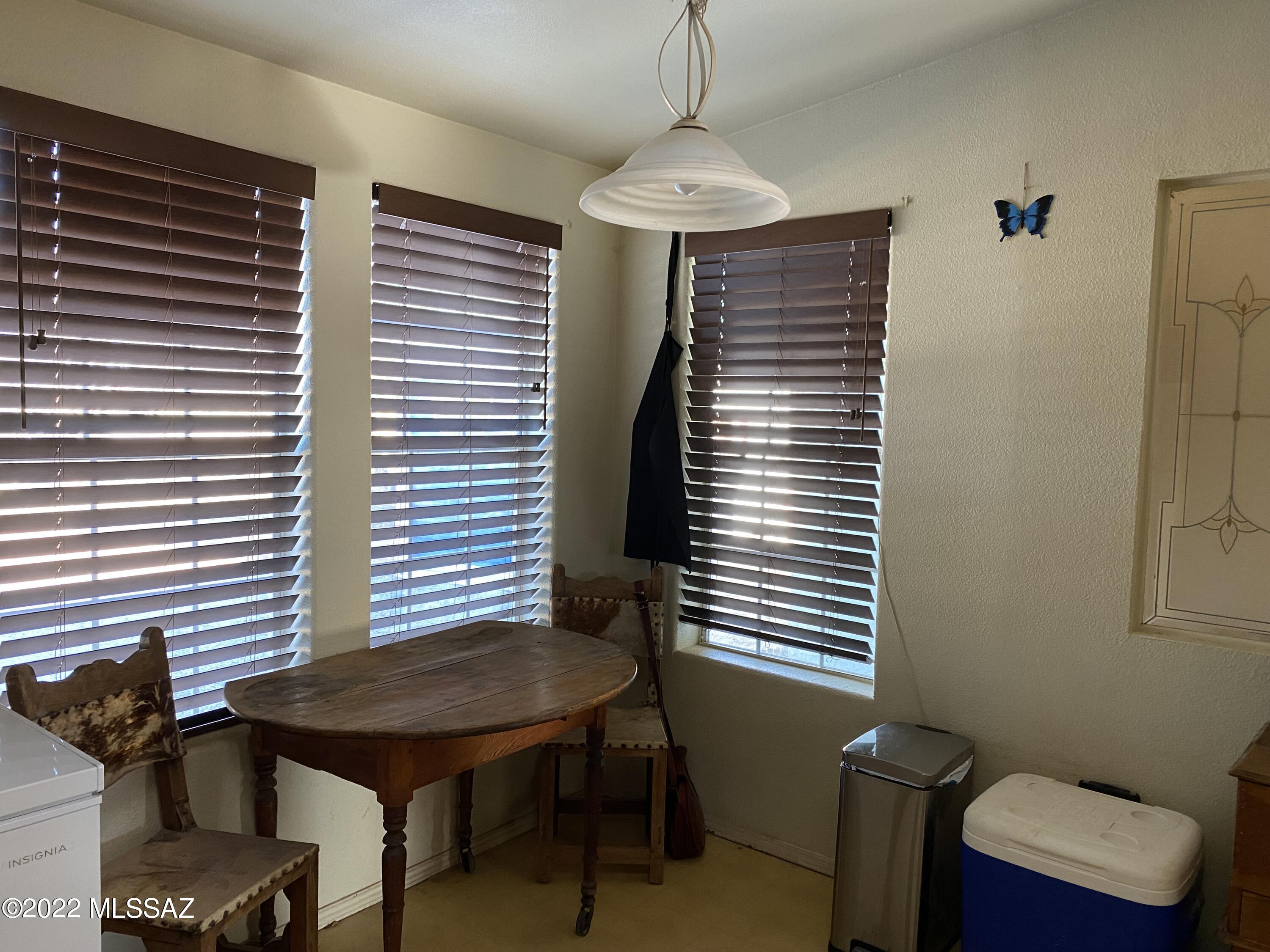 J - Six Ranchettes Unit NO. 7 (205-221, 237-423) - Residential