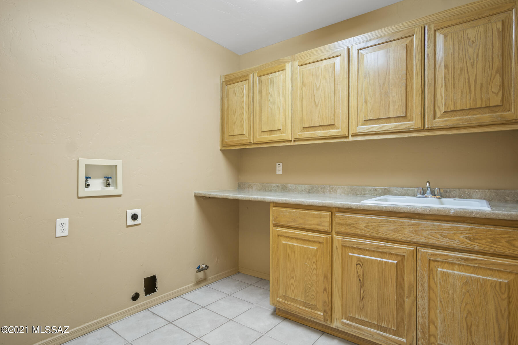 Loma De La Vista Verde (1-38) - Residential
