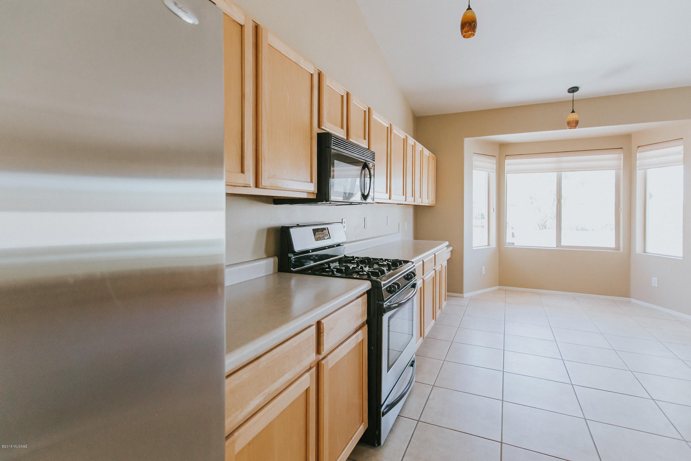 Cancion De La Luna (1-88) - Residential Lease