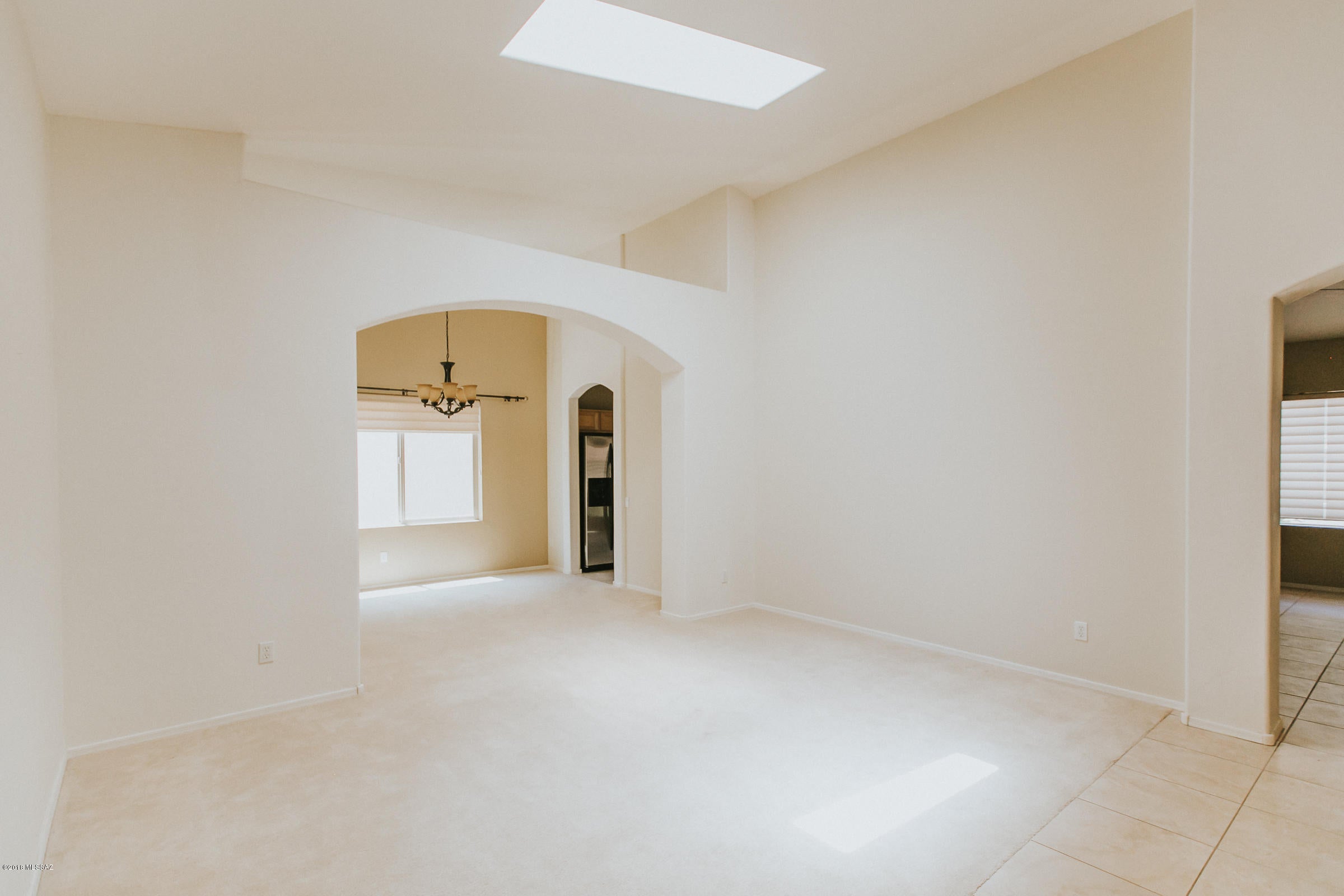Cancion De La Luna (1-88) - Residential Lease
