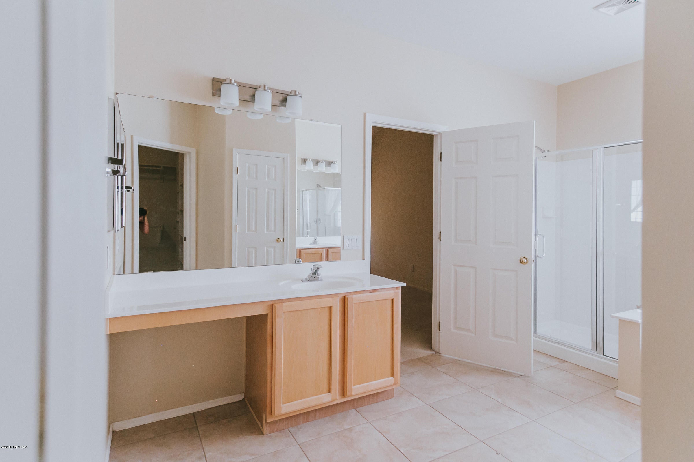 Cancion De La Luna (1-88) - Residential Lease