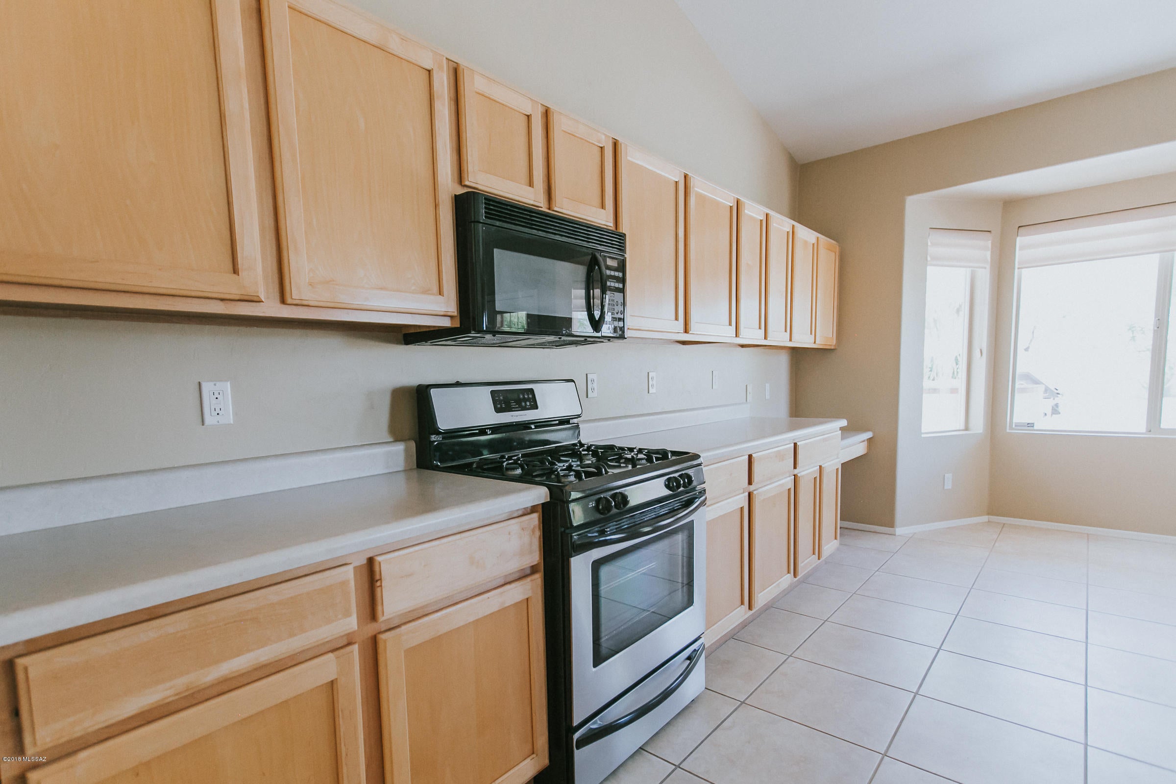 Cancion De La Luna (1-88) - Residential Lease