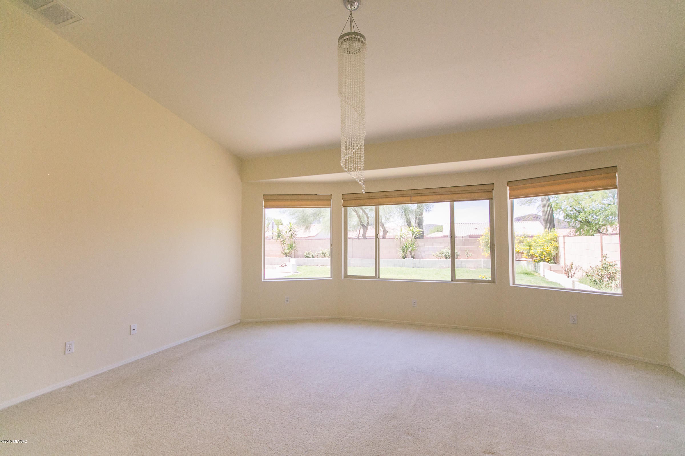 Cancion De La Luna (1-88) - Residential Lease