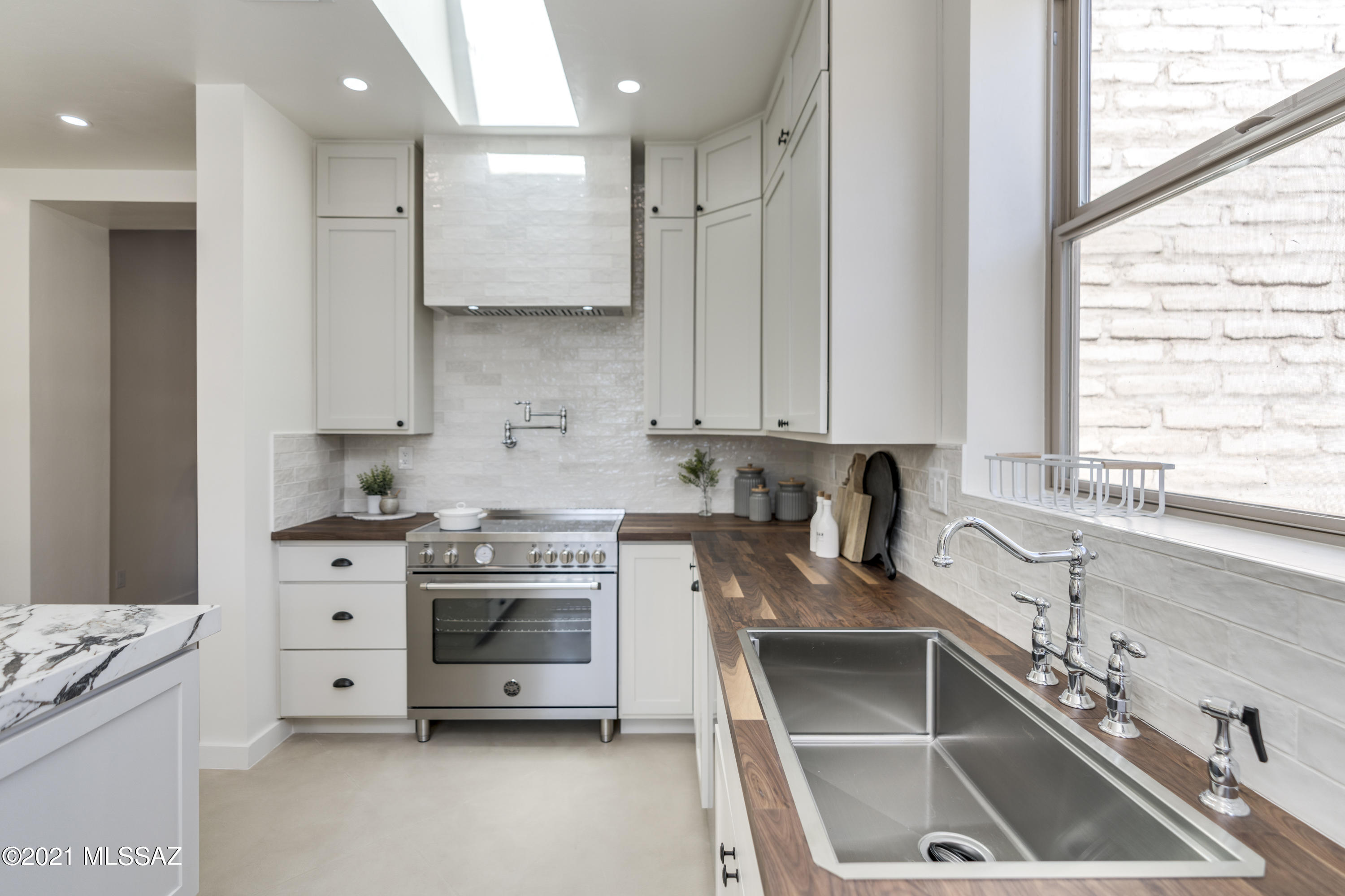 Unsubdivided - Residential