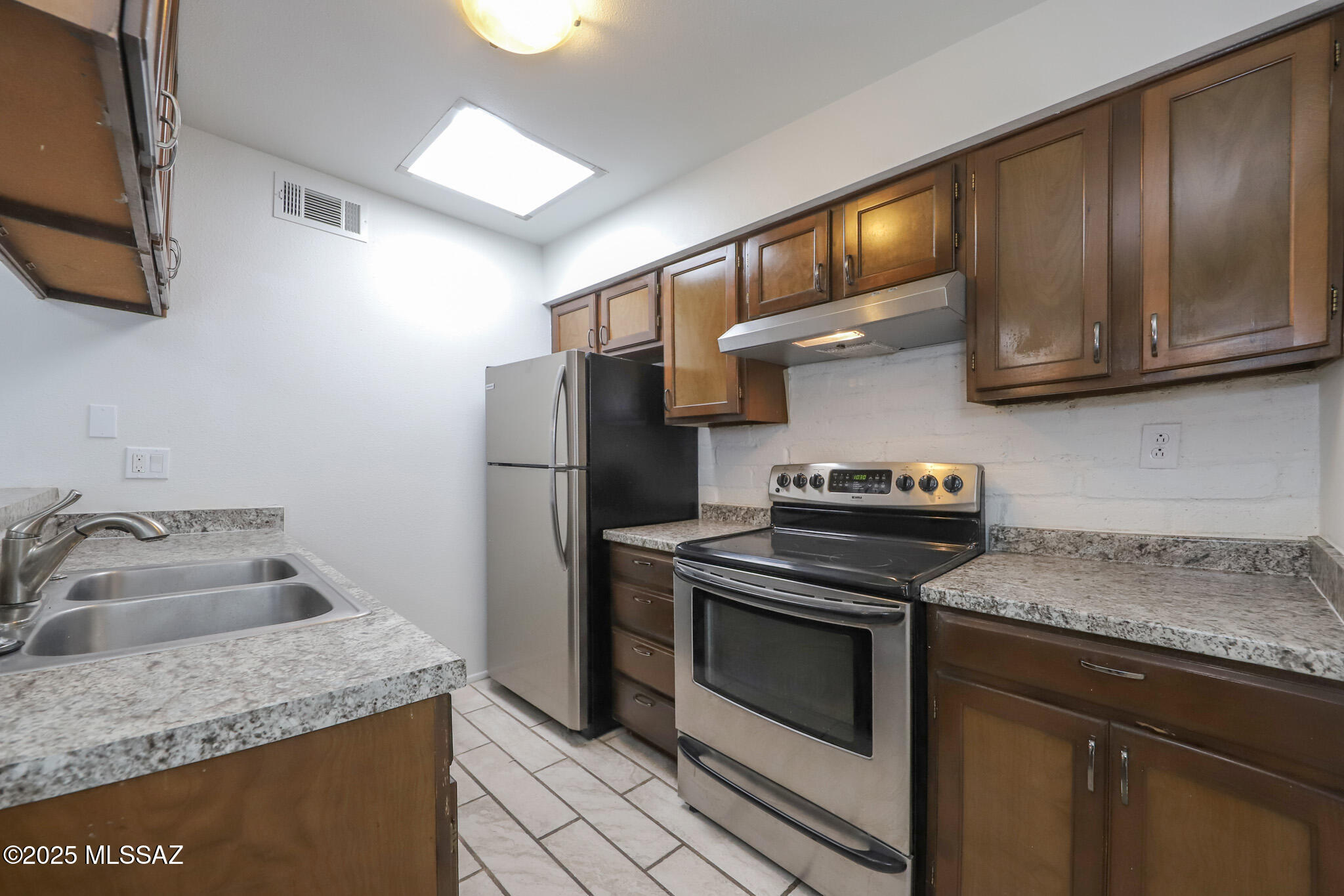 Monte Catalina Estates (1-10) - Residential Lease
