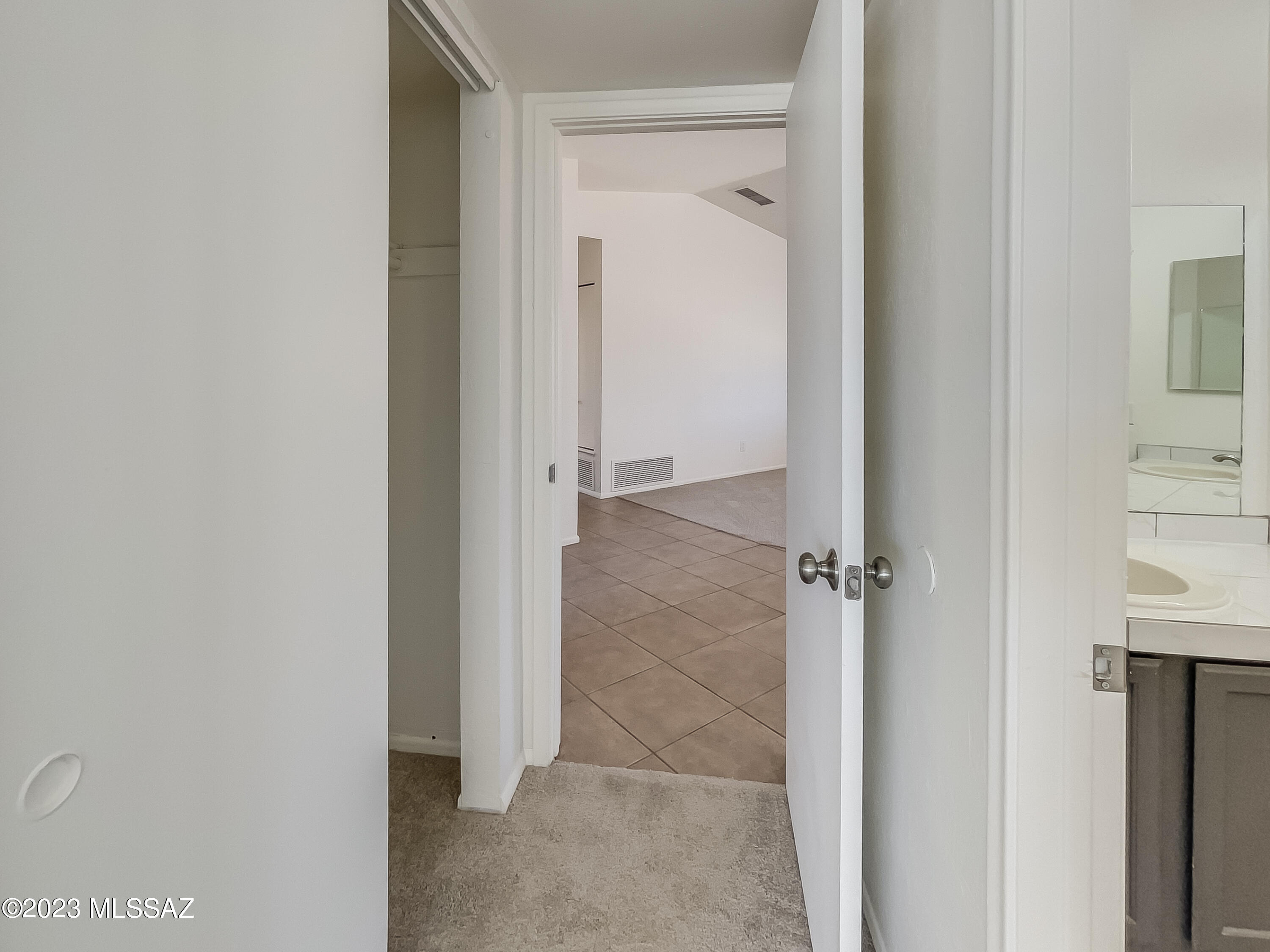 Macalester Park (1-142) - Residential