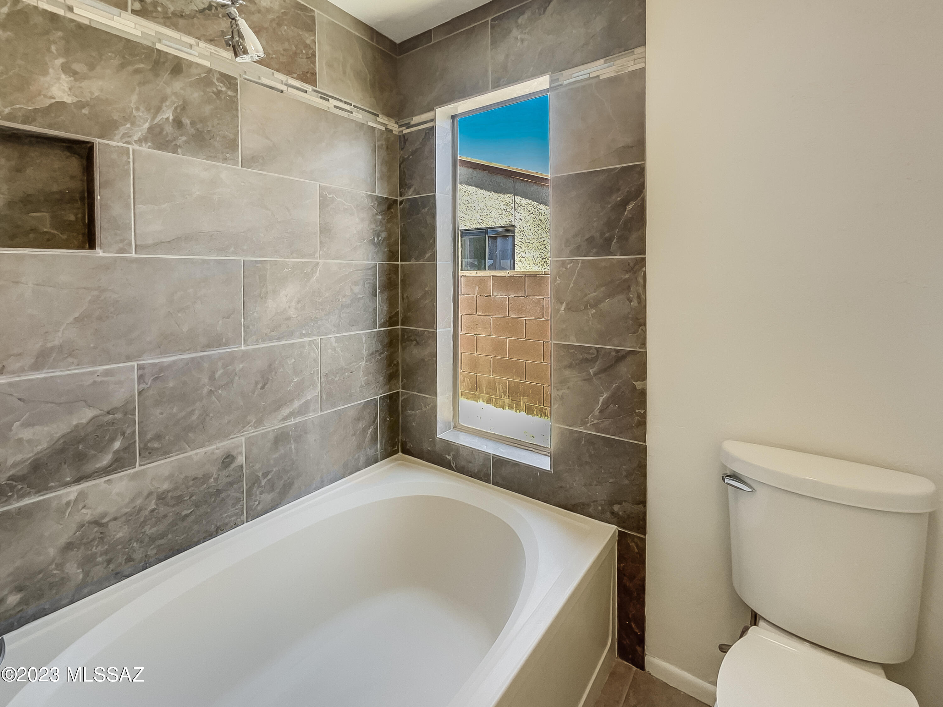 Macalester Park (1-142) - Residential