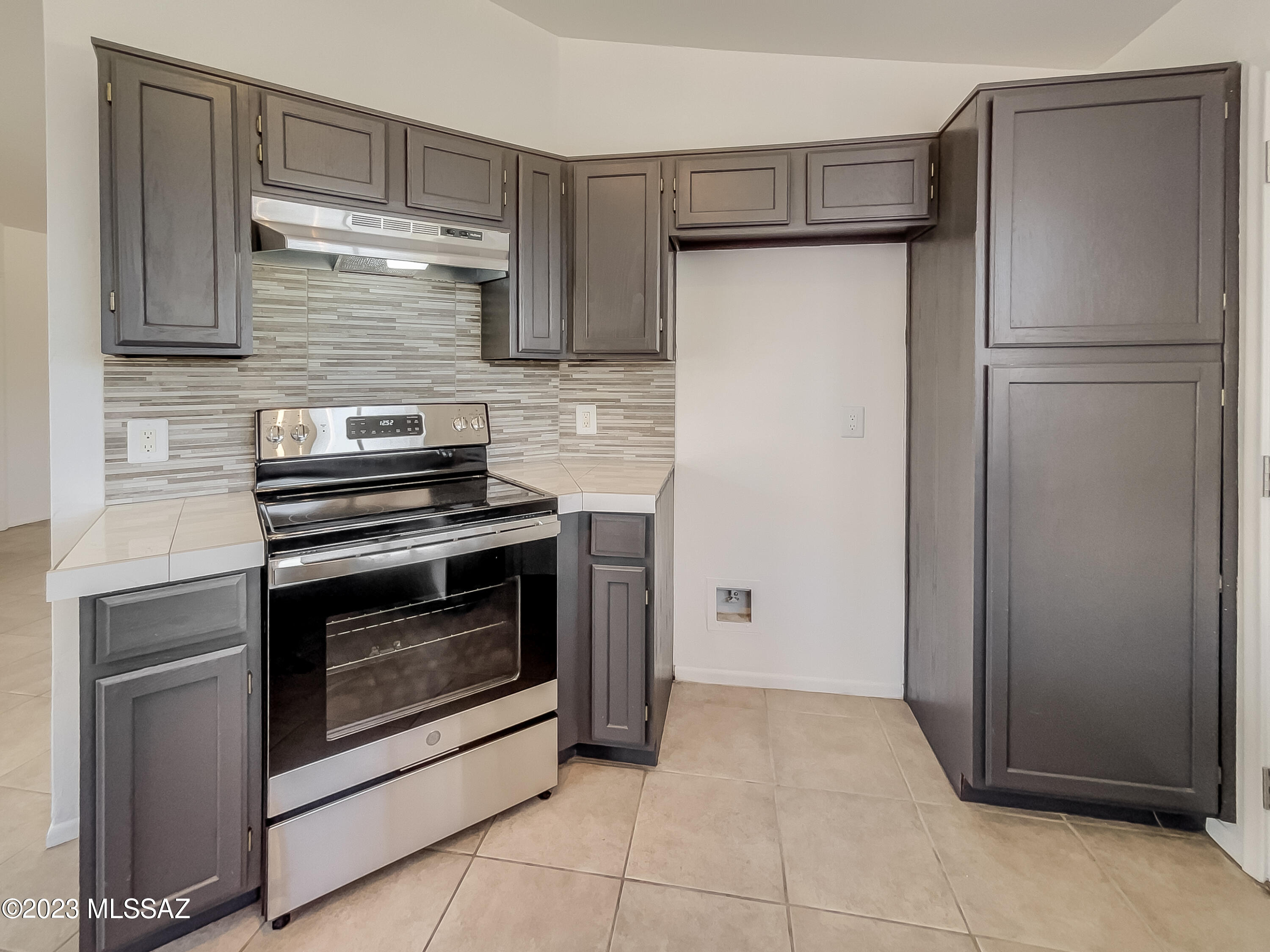 Macalester Park (1-142) - Residential