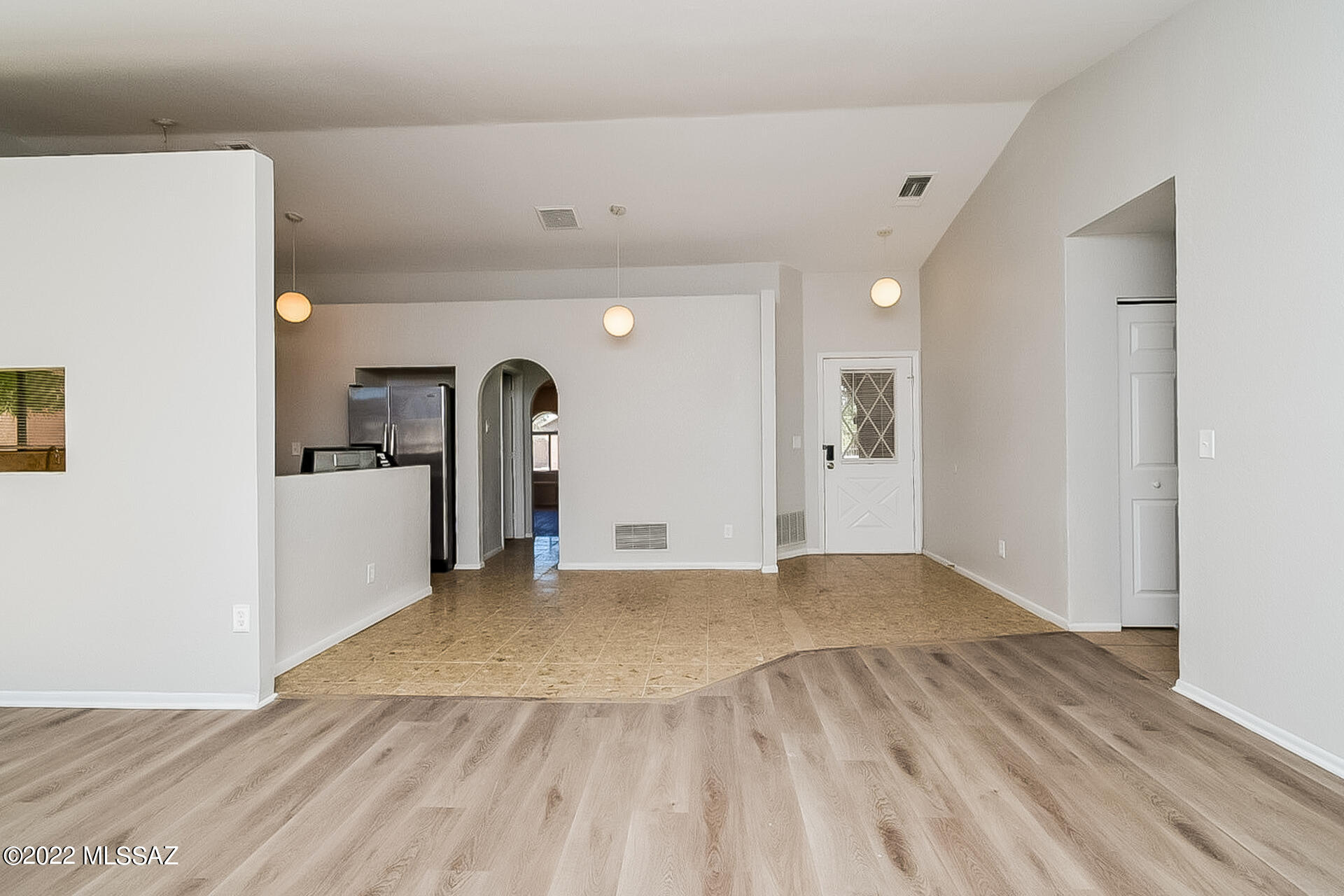 Oak Tree II at Midvale (273-519) - Residential Lease