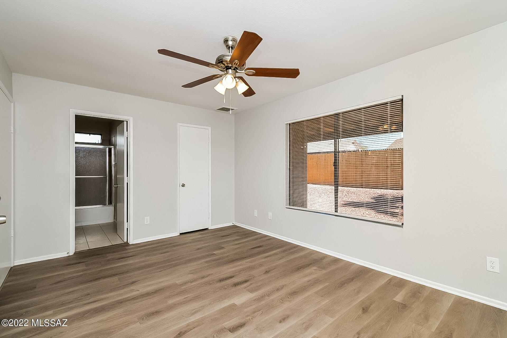 Oak Tree II at Midvale (273-519) - Residential Lease