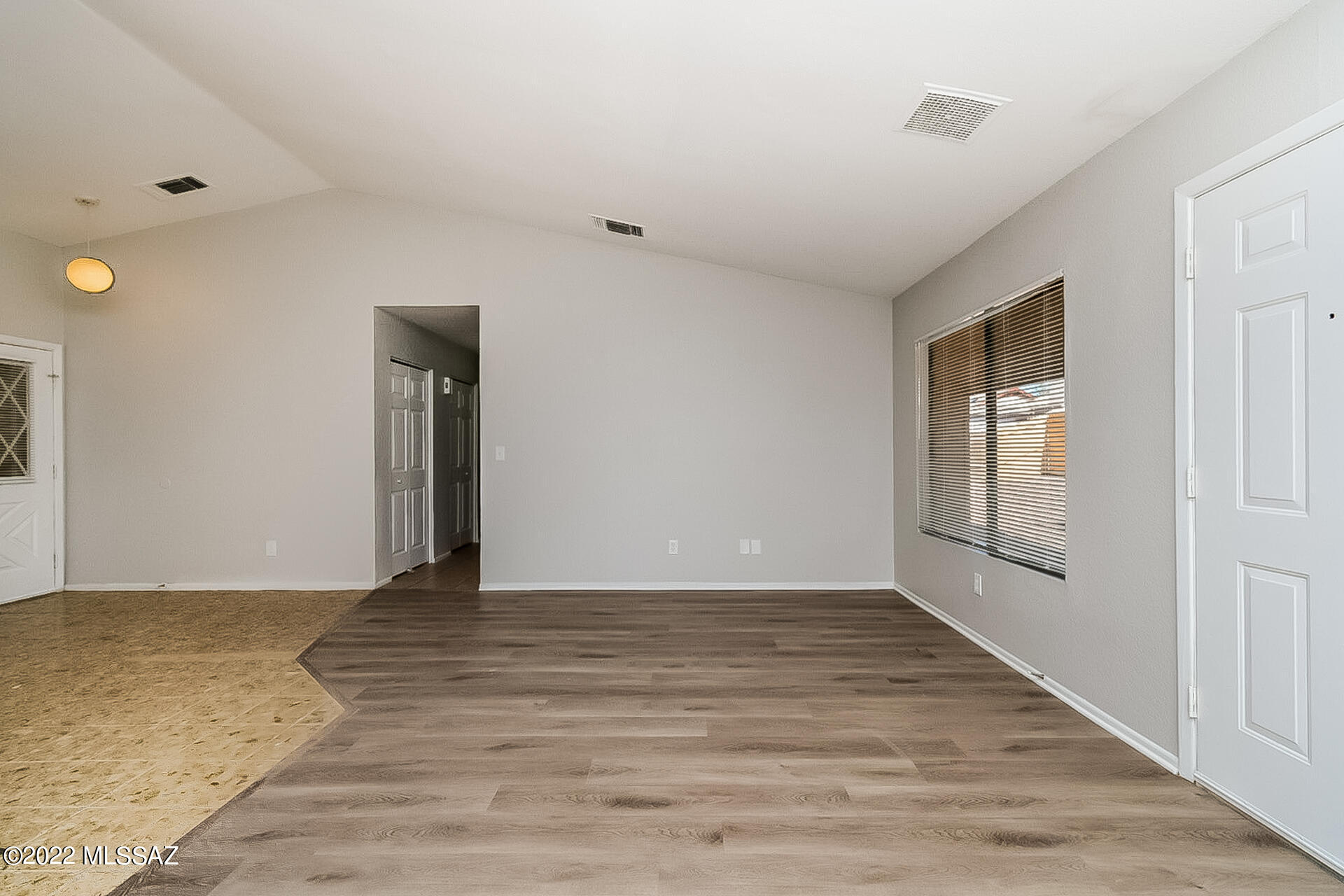 Oak Tree II at Midvale (273-519) - Residential Lease