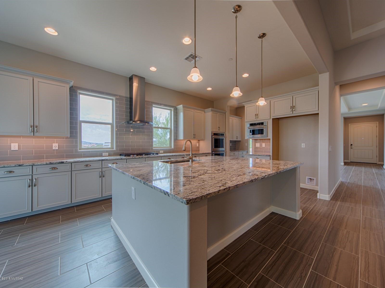 Sanctuary At Silverhawke - Residential